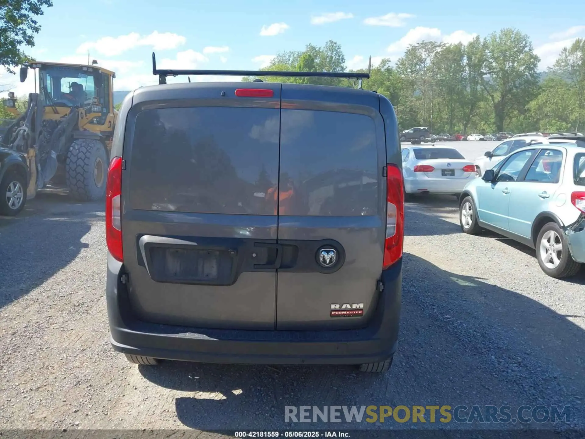 16 Photograph of a damaged car ZFBHRFAB8K6M64734 RAM PROMASTER CITY 2019