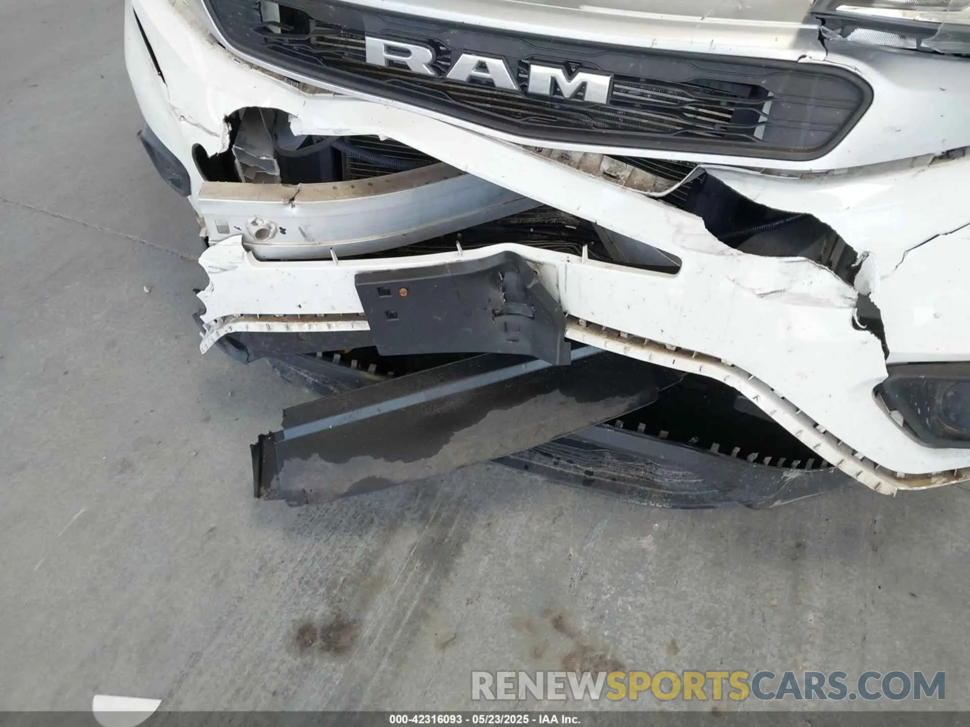 12 Photograph of a damaged car ZFBHRFBB0K6L95889 RAM PROMASTER CITY 2019