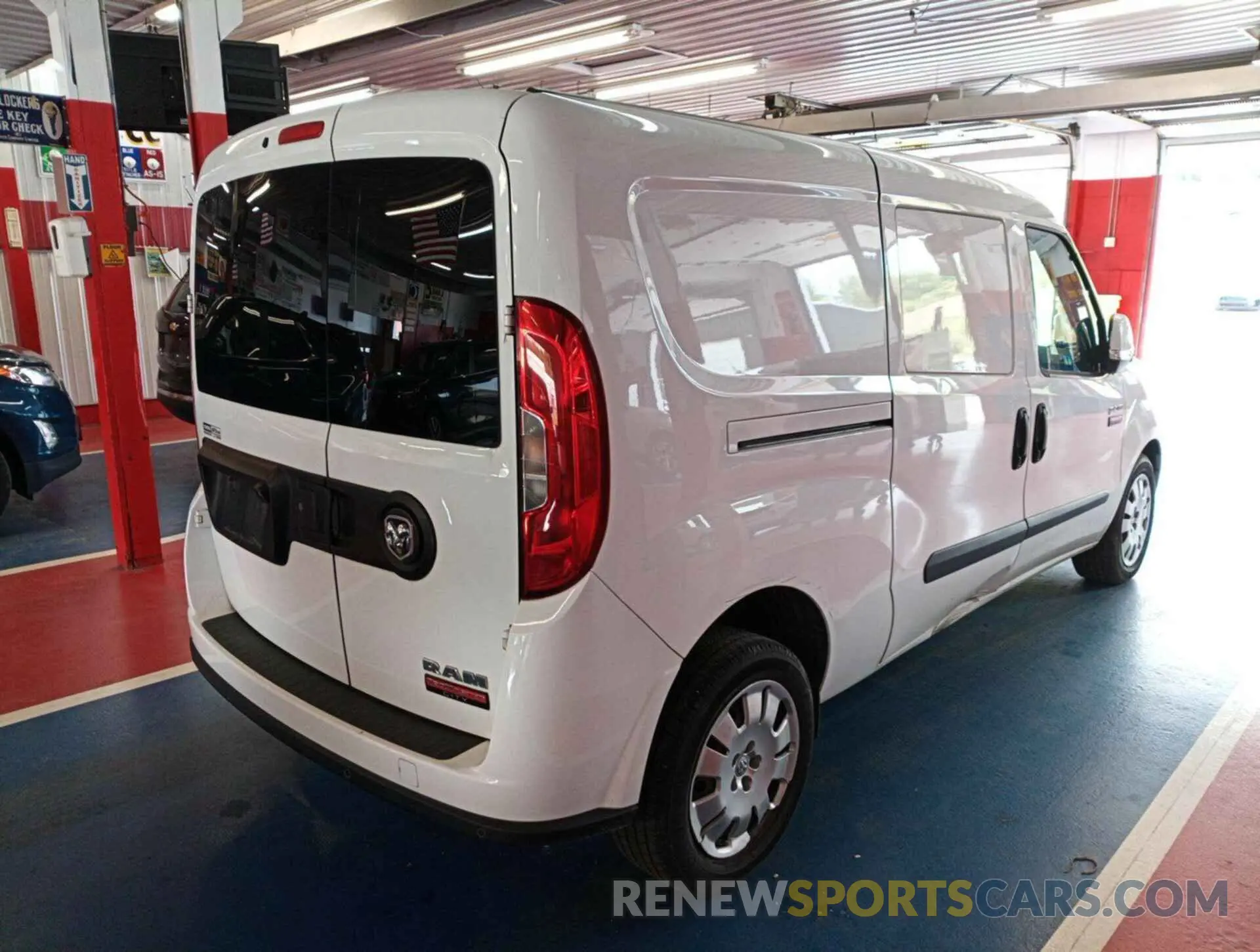 10 Photograph of a damaged car ZFBHRFBB1K6N11861 RAM PROMASTER CITY 2019