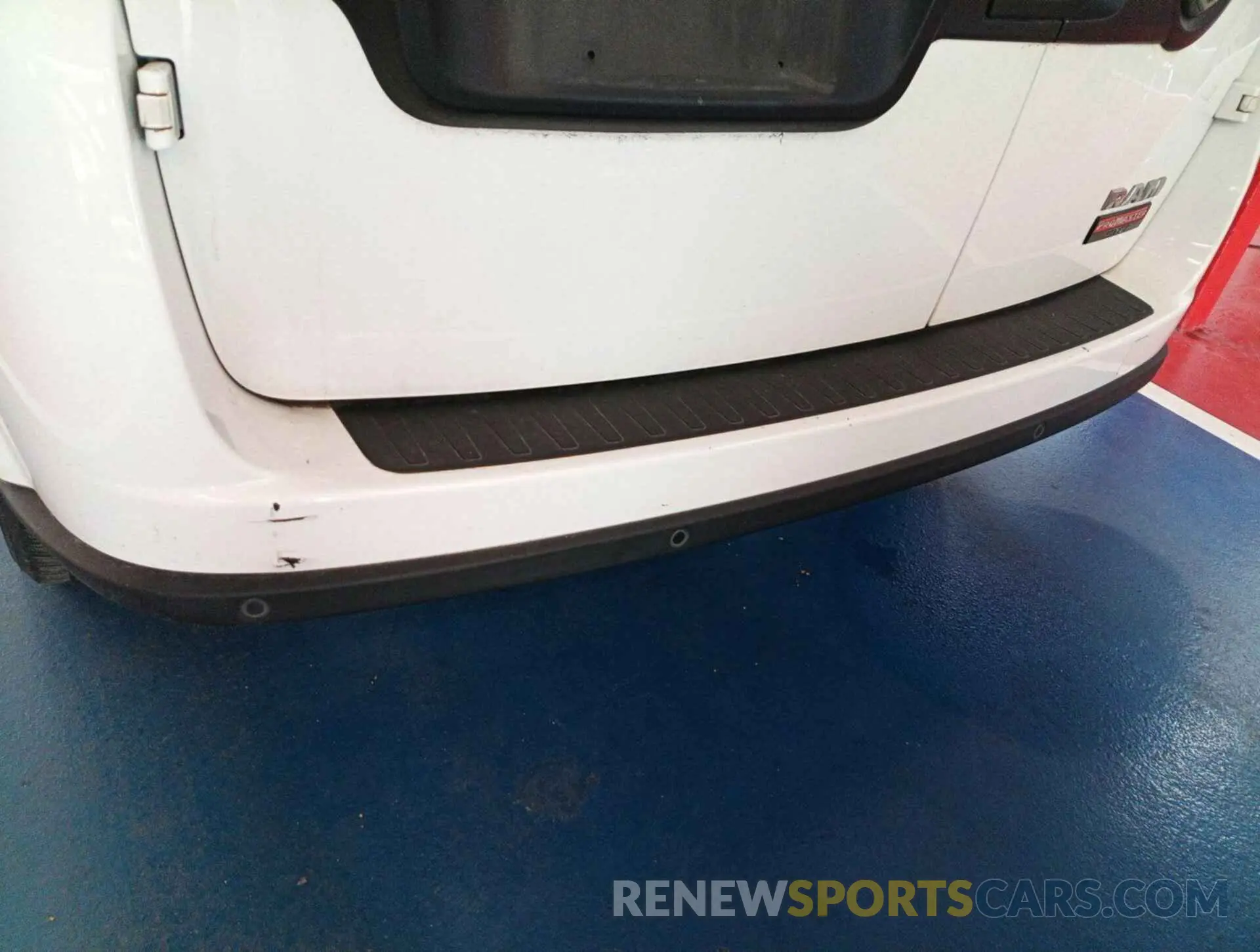 28 Photograph of a damaged car ZFBHRFBB1K6N11861 RAM PROMASTER CITY 2019