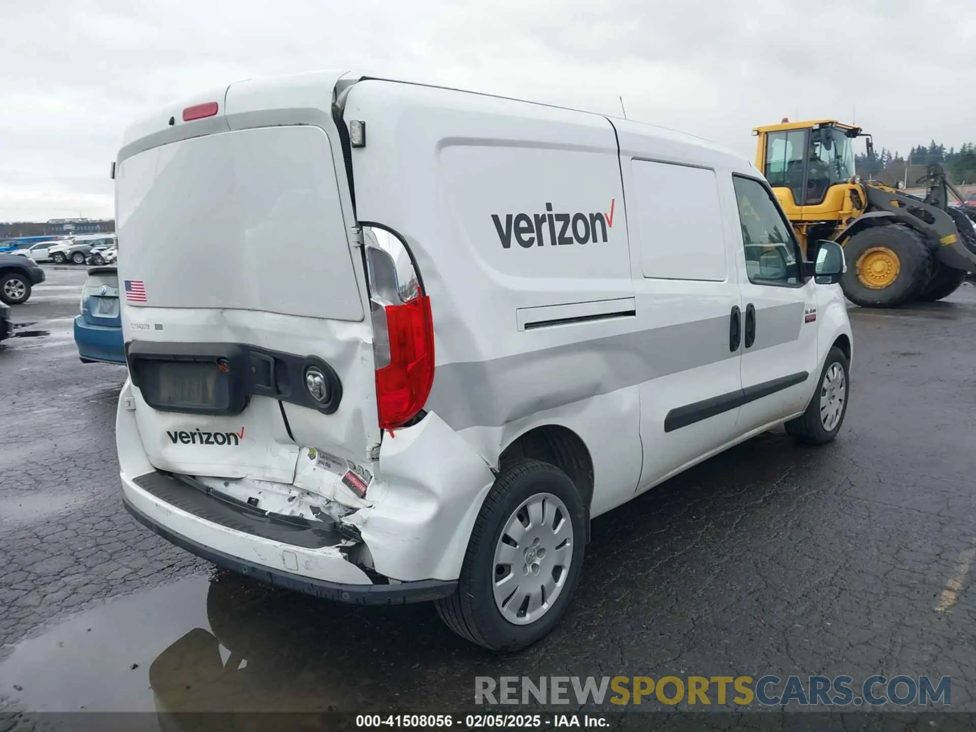 4 Photograph of a damaged car ZFBHRFBB1K6N23699 RAM PROMASTER CITY 2019