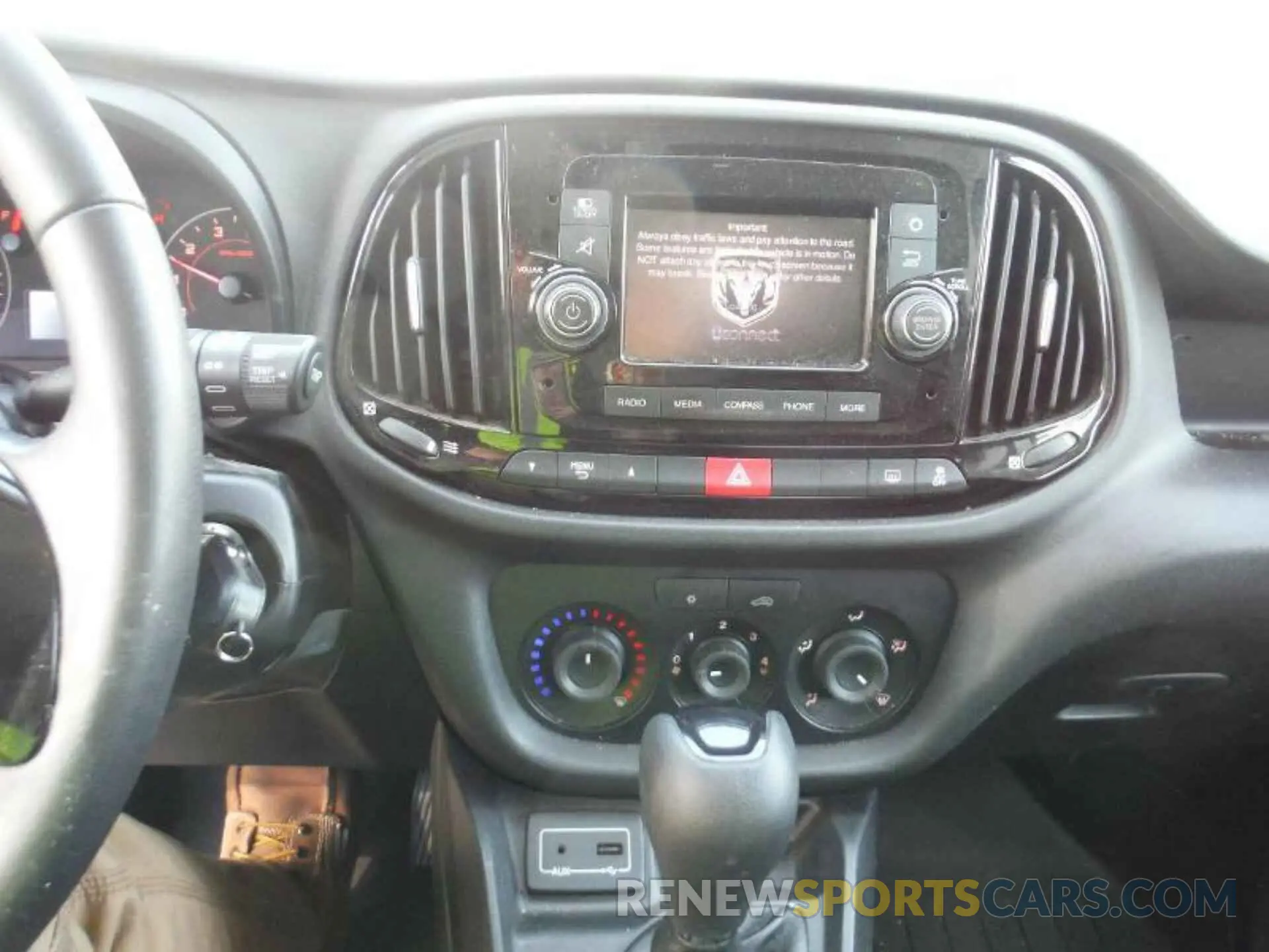 15 Photograph of a damaged car ZFBHRFBB3K6N82429 RAM PROMASTER CITY 2019