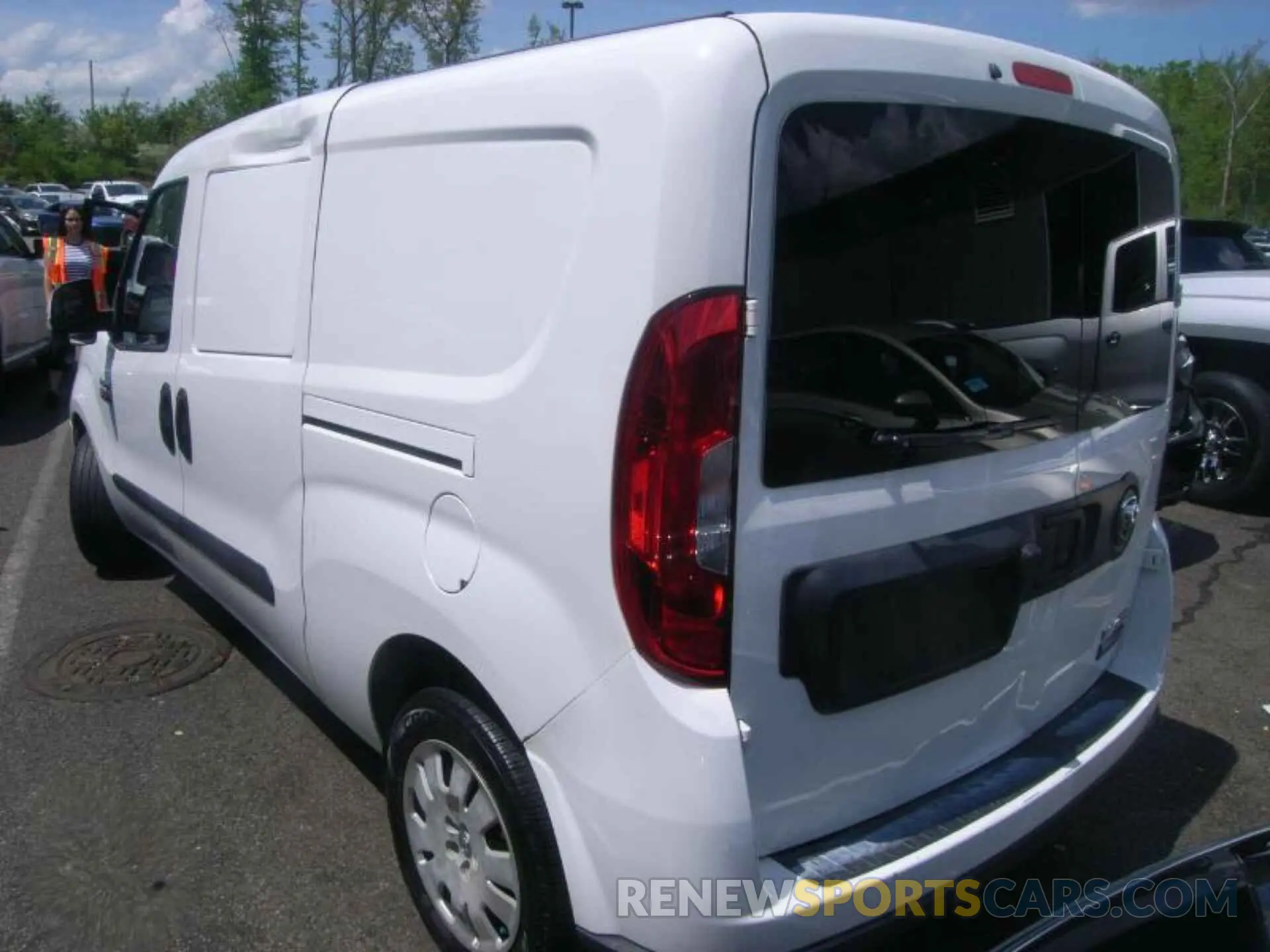 3 Photograph of a damaged car ZFBHRFBB3K6N82429 RAM PROMASTER CITY 2019