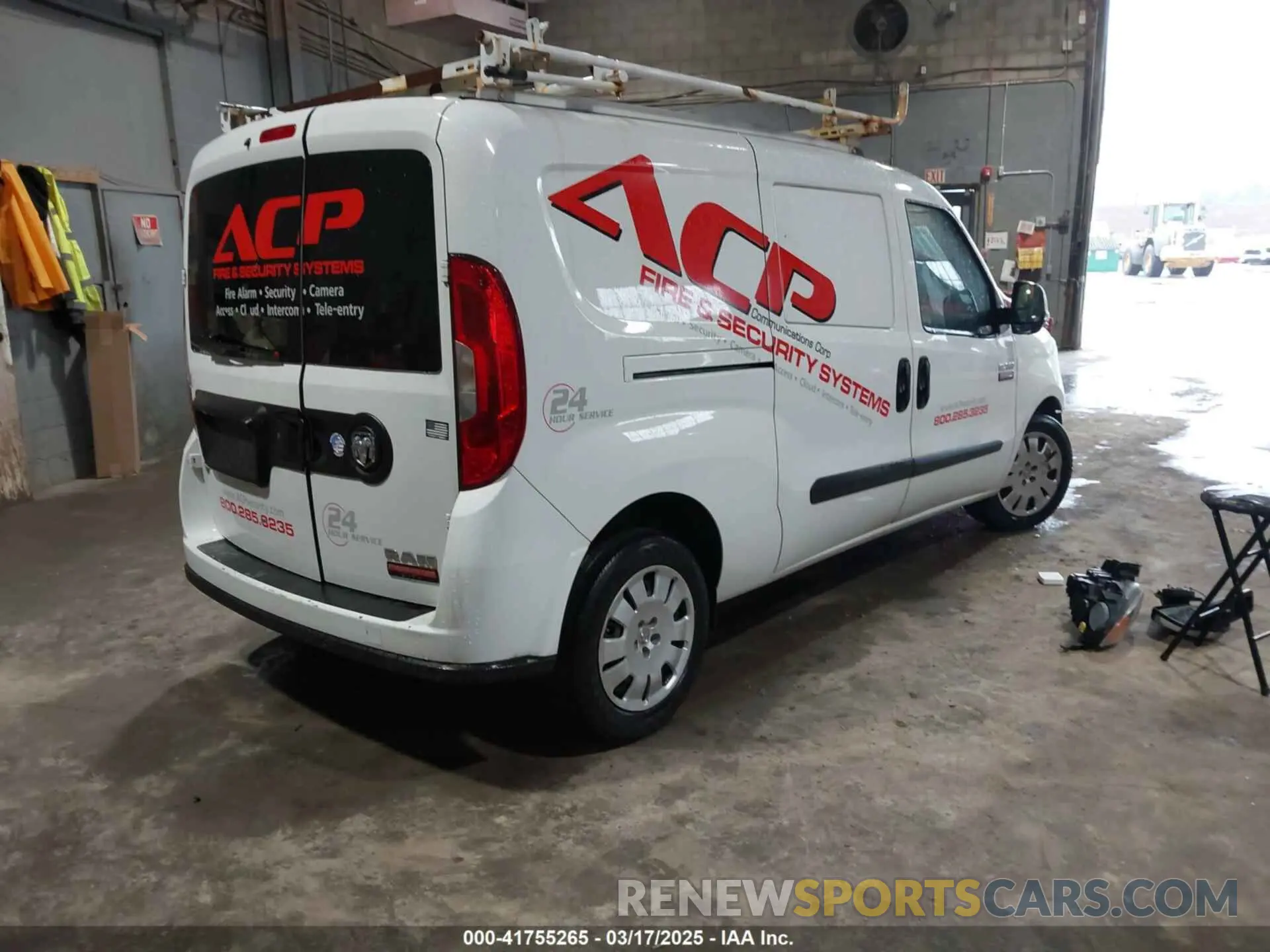4 Photograph of a damaged car ZFBHRFBB5K6M11942 RAM PROMASTER CITY 2019