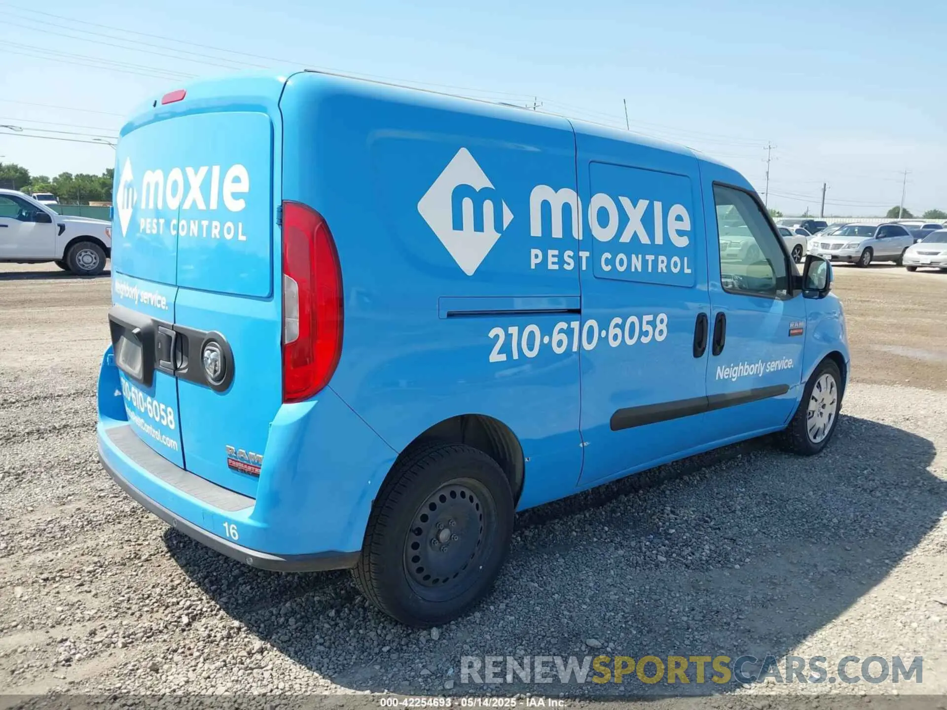 4 Photograph of a damaged car ZFBHRFBB6K6M46344 RAM PROMASTER CITY 2019