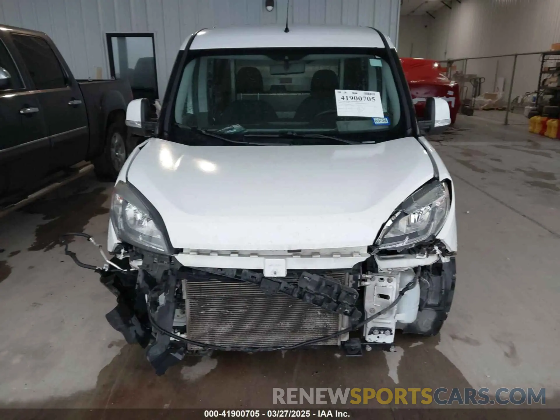 11 Photograph of a damaged car ZFBHRFBB9K6M01964 RAM PROMASTER CITY 2019