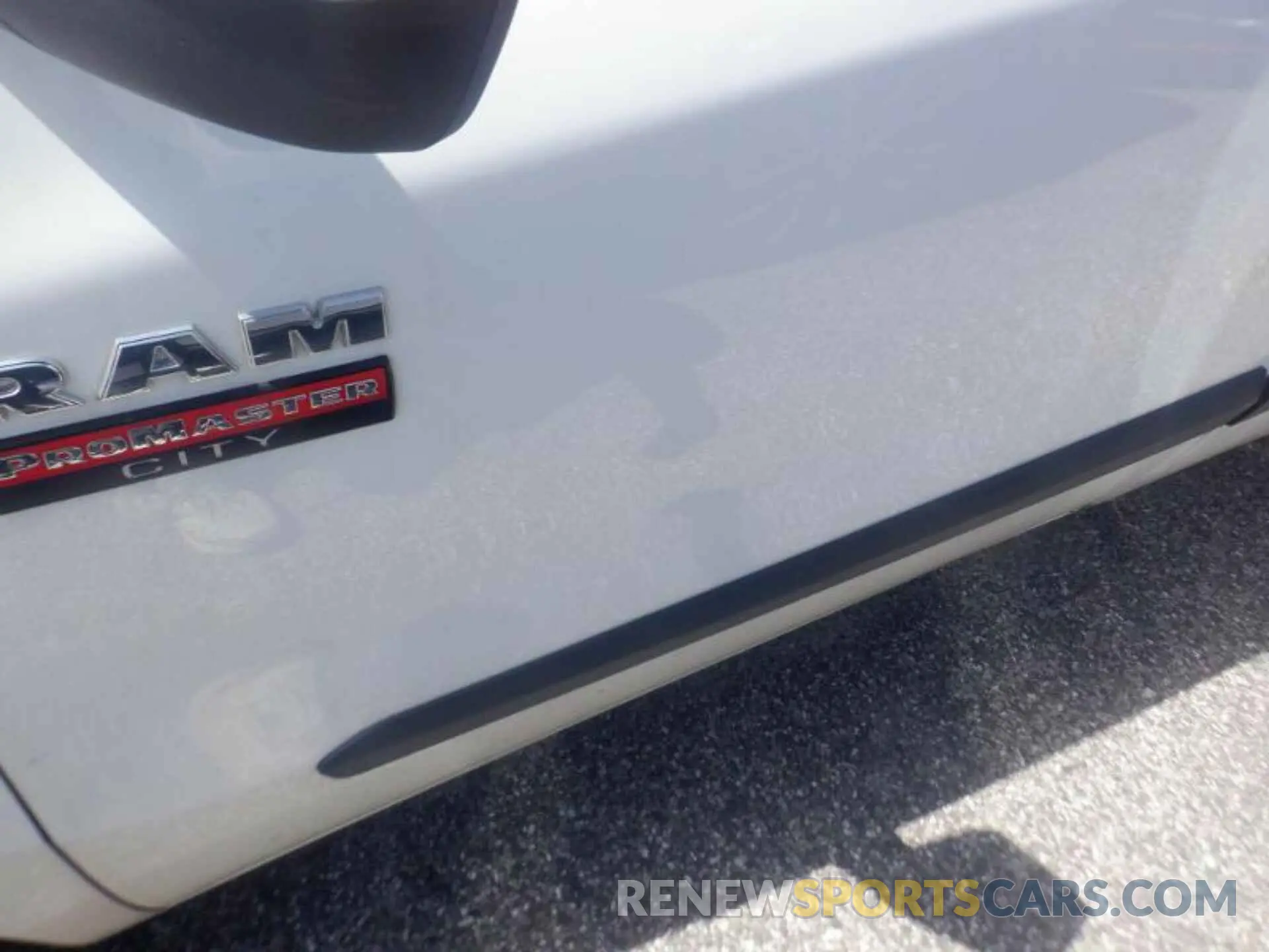 9 Photograph of a damaged car ZFBHRFBB9K6N11882 RAM PROMASTER CITY 2019