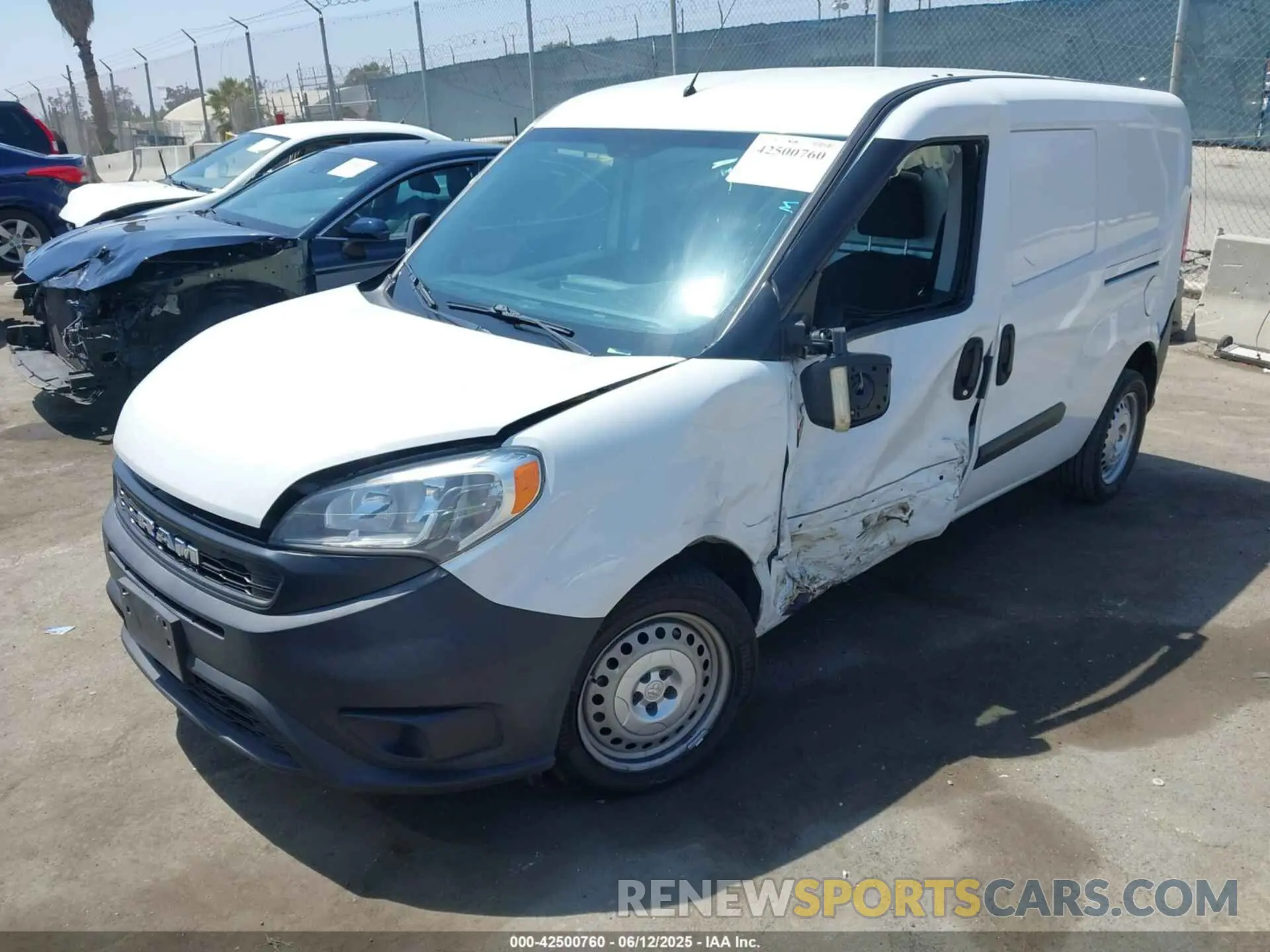 2 Photograph of a damaged car ZFBHRFAB0L6S36292 RAM PROMASTER CITY 2020