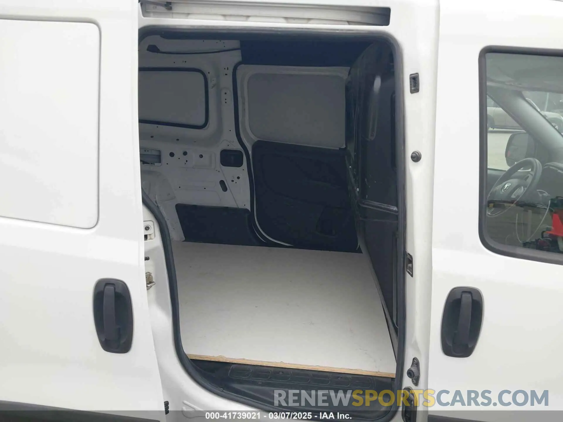 8 Photograph of a damaged car ZFBHRFAB2L6P38513 RAM PROMASTER CITY 2020
