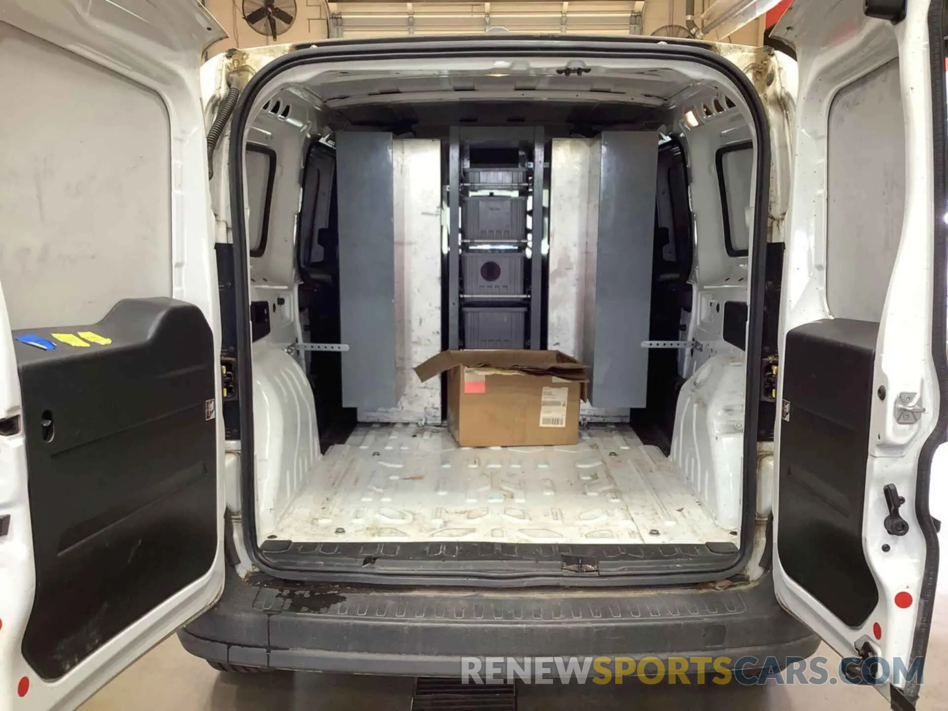 18 Photograph of a damaged car ZFBHRFAB5L6P14884 RAM PROMASTER CITY 2020
