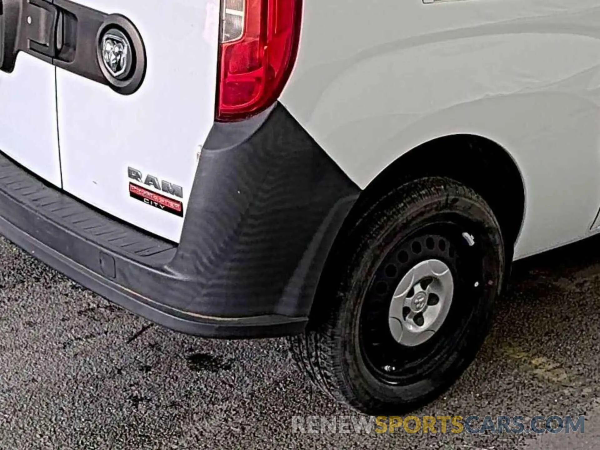 6 Photograph of a damaged car ZFBHRFAB5L6P14884 RAM PROMASTER CITY 2020
