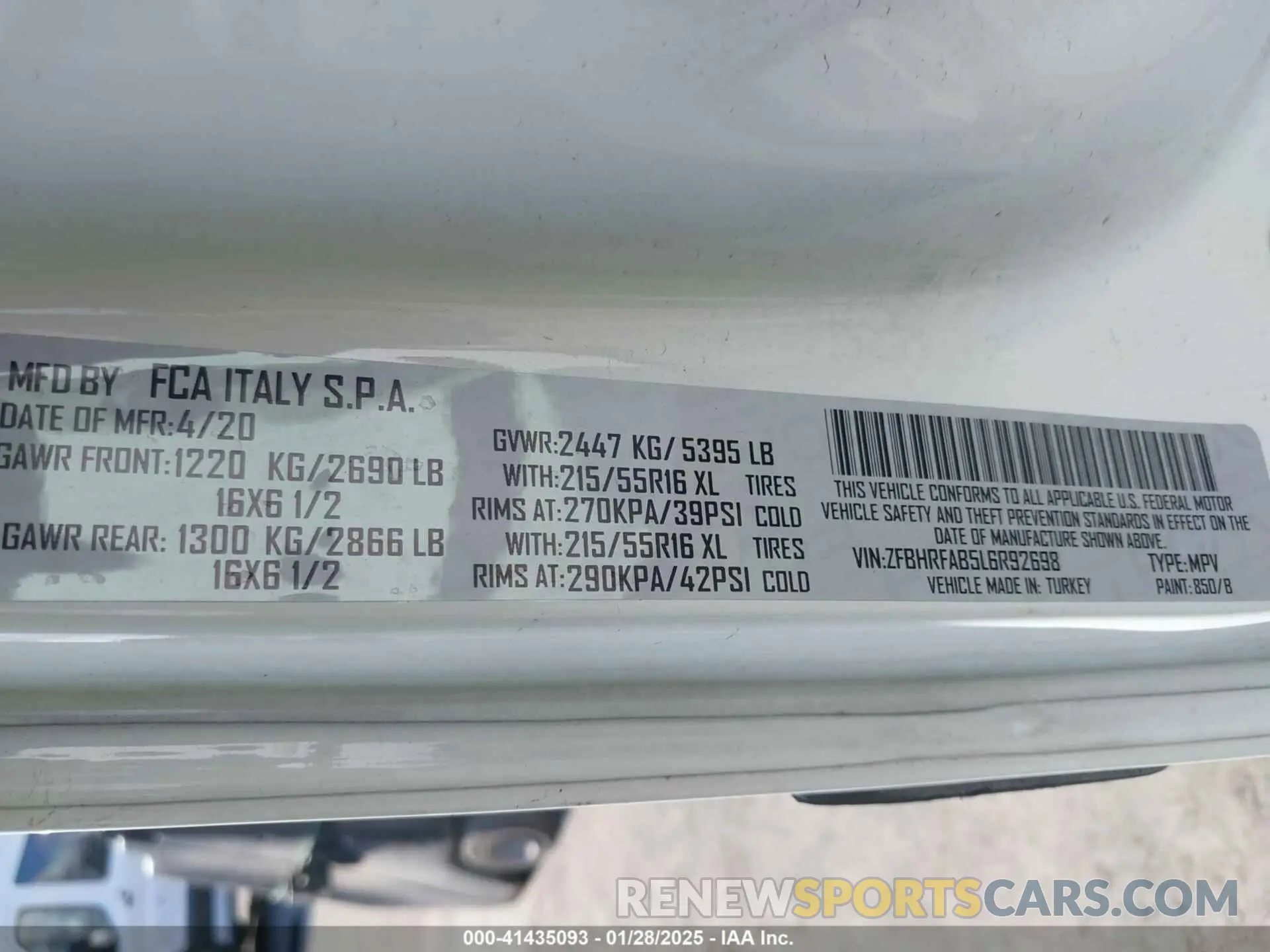 9 Photograph of a damaged car ZFBHRFAB5L6R92698 RAM PROMASTER CITY 2020