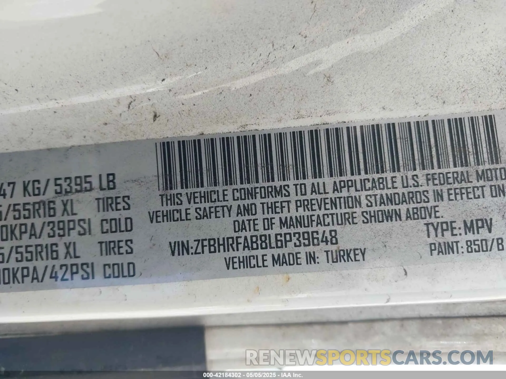 9 Photograph of a damaged car ZFBHRFAB8L6P39648 RAM PROMASTER CITY 2020