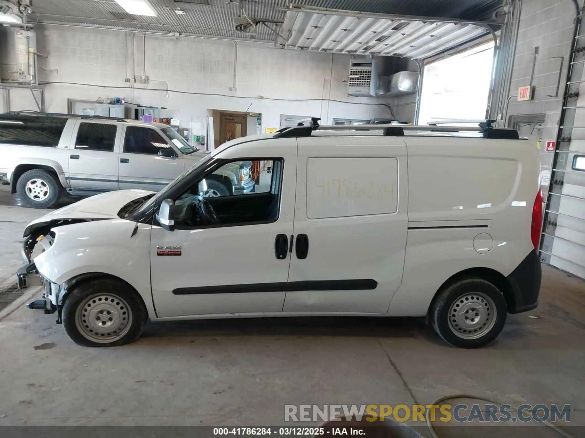 15 Photograph of a damaged car ZFBHRFAB9L6R58490 RAM PROMASTER CITY 2020