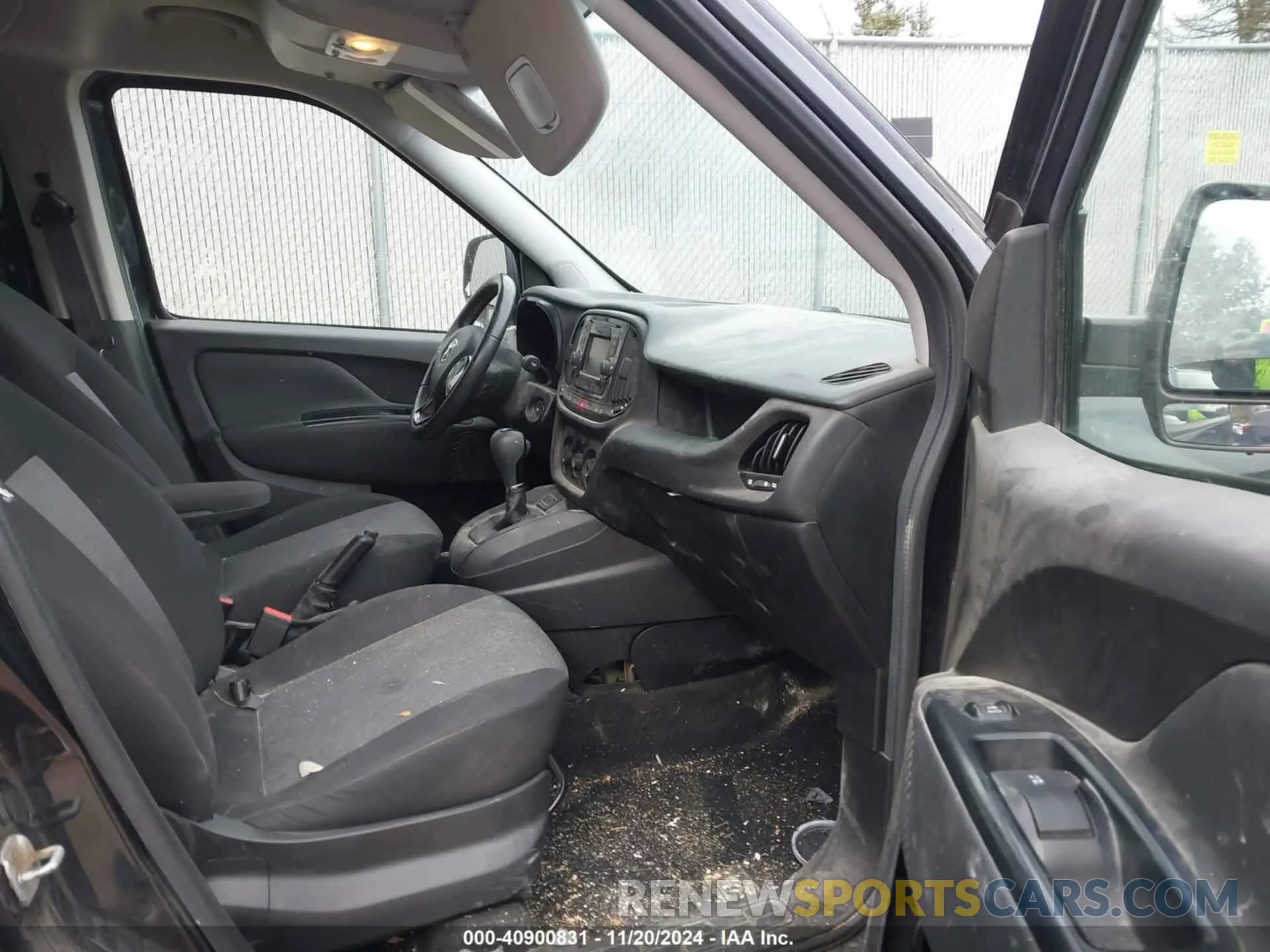 5 Photograph of a damaged car ZFBHRFBB0L6S21239 RAM PROMASTER CITY 2020