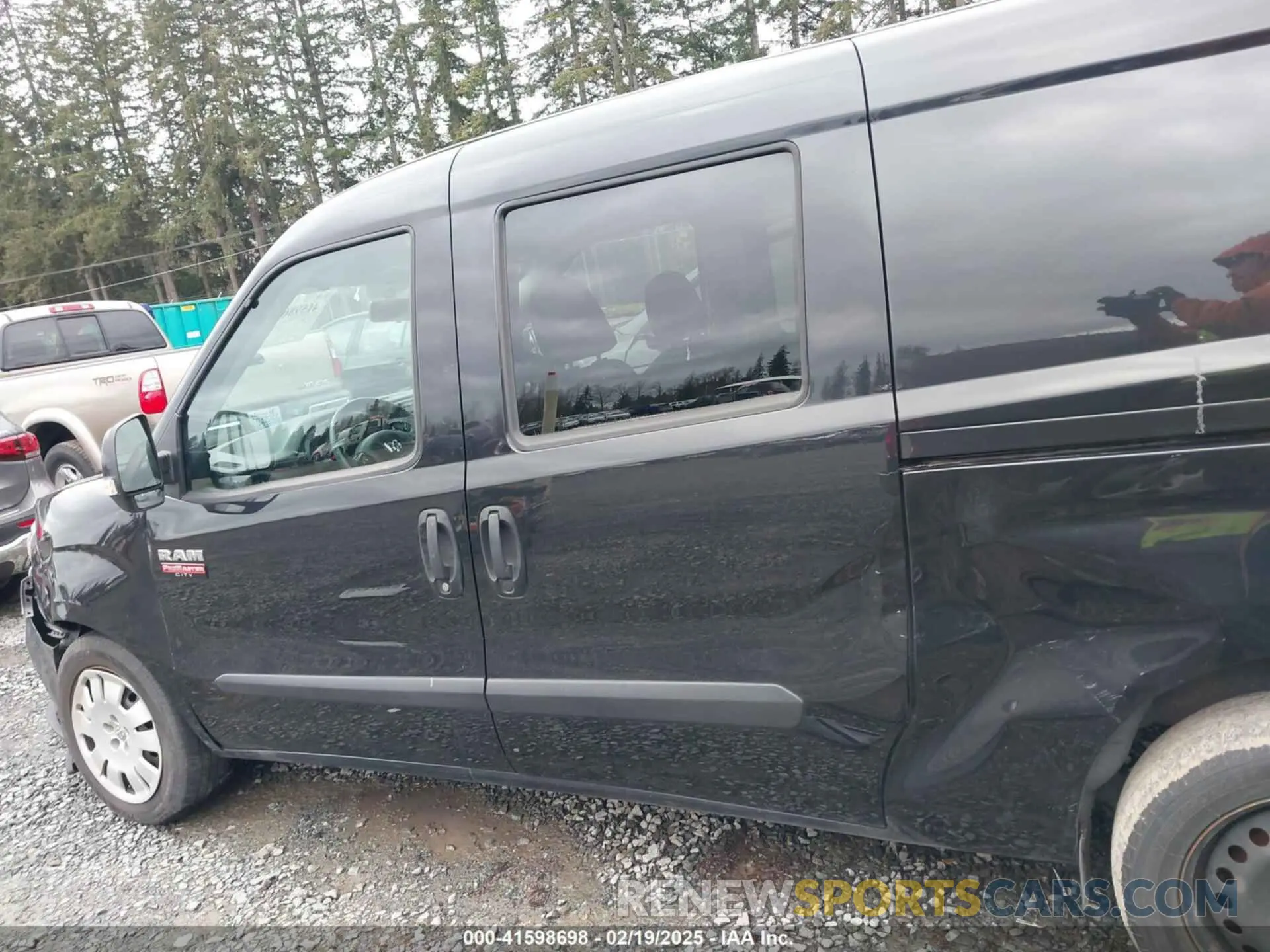 14 Photograph of a damaged car ZFBHRFBB2L6R85917 RAM PROMASTER CITY 2020