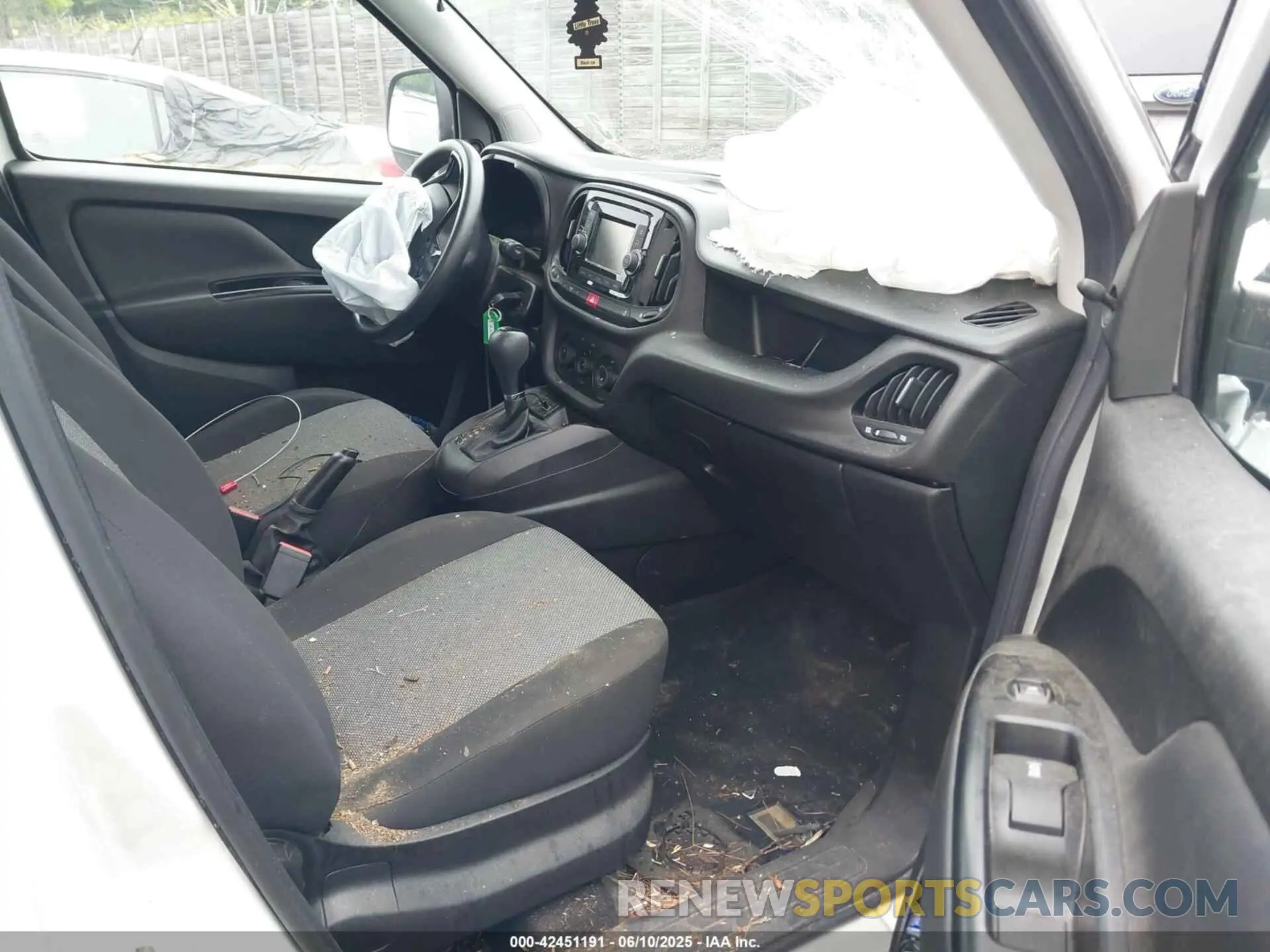 5 Photograph of a damaged car ZFBHRFAB4M6T91557 RAM PROMASTER CITY 2021
