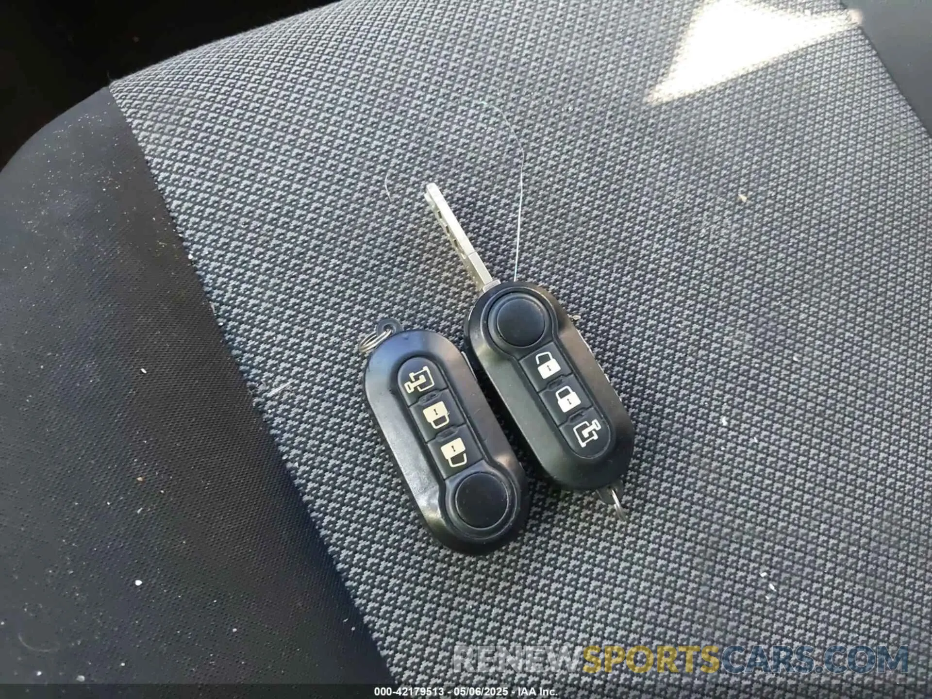 11 Photograph of a damaged car ZFBHRFAB8M6T15288 RAM PROMASTER CITY 2021