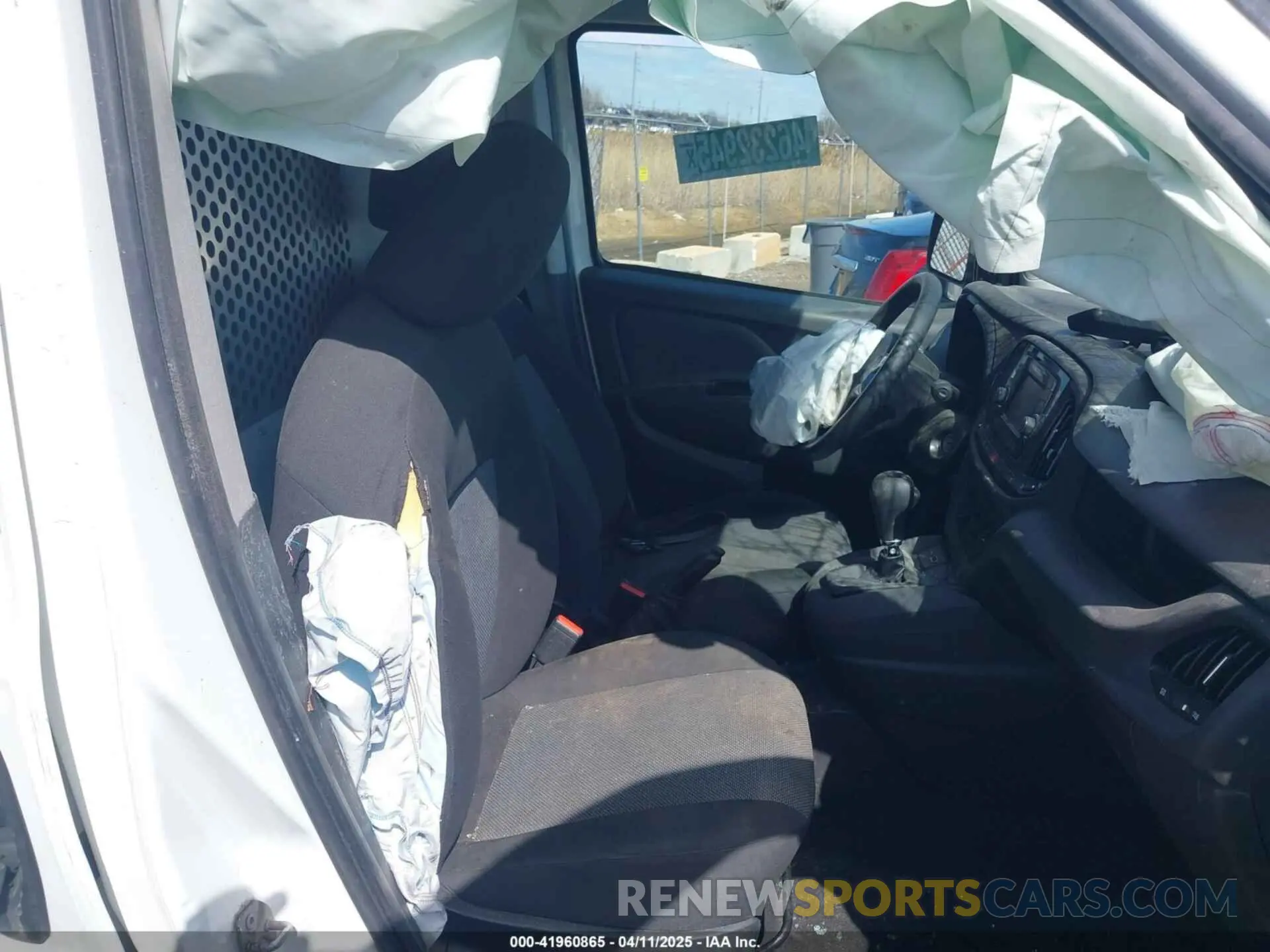 5 Photograph of a damaged car ZFBHRFAB9M6U08160 RAM PROMASTER CITY 2021