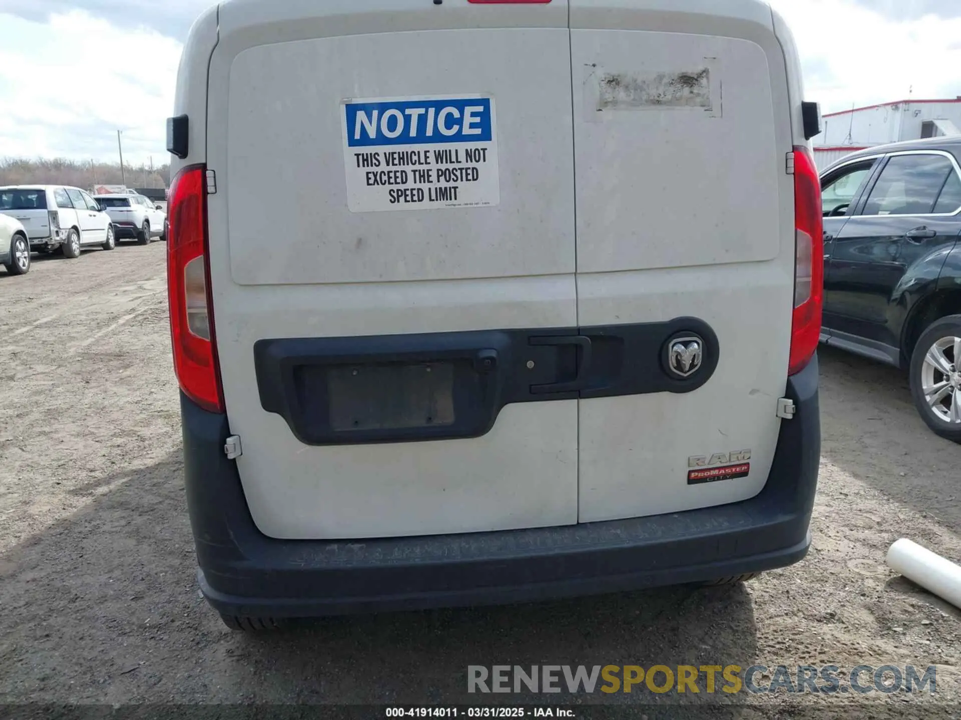 16 Photograph of a damaged car ZFBHRFABXM6U12668 RAM PROMASTER CITY 2021