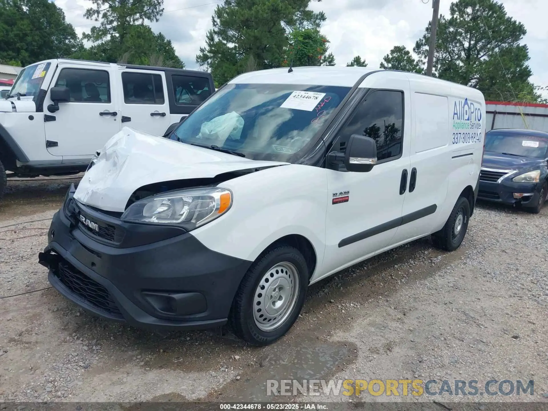 2 Photograph of a damaged car ZFBHRFABXM6U80386 RAM PROMASTER CITY 2021