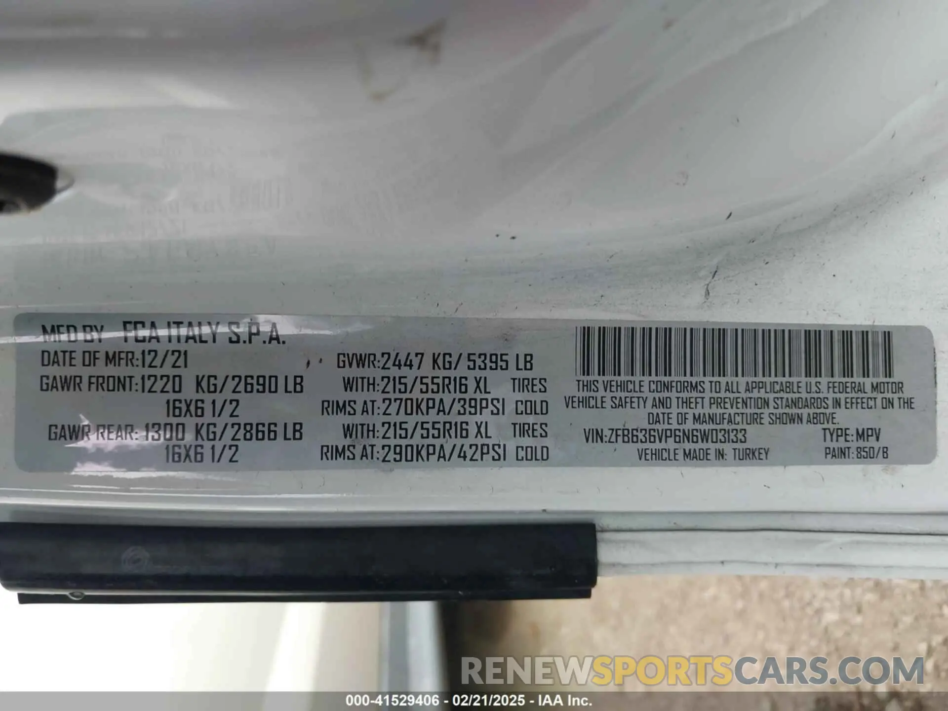 9 Photograph of a damaged car ZFB636VP6N6W03133 RAM PROMASTER CITY 2022