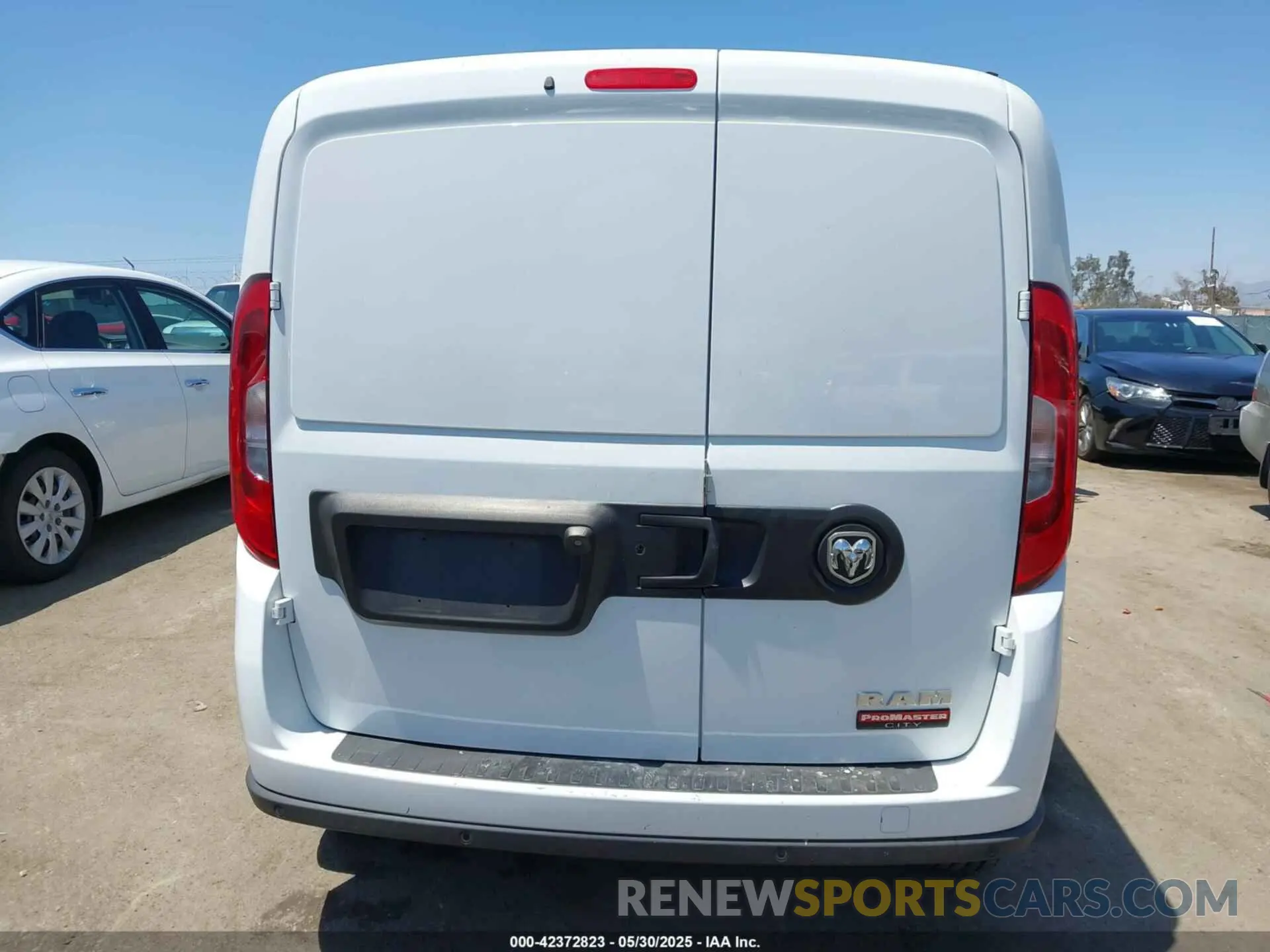 16 Photograph of a damaged car ZFB636VP8N6V98193 RAM PROMASTER CITY 2022