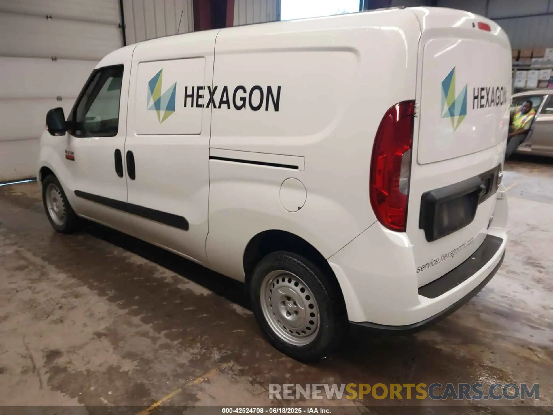 3 Photograph of a damaged car ZFBHRFAB0N6W68769 RAM PROMASTER CITY 2022