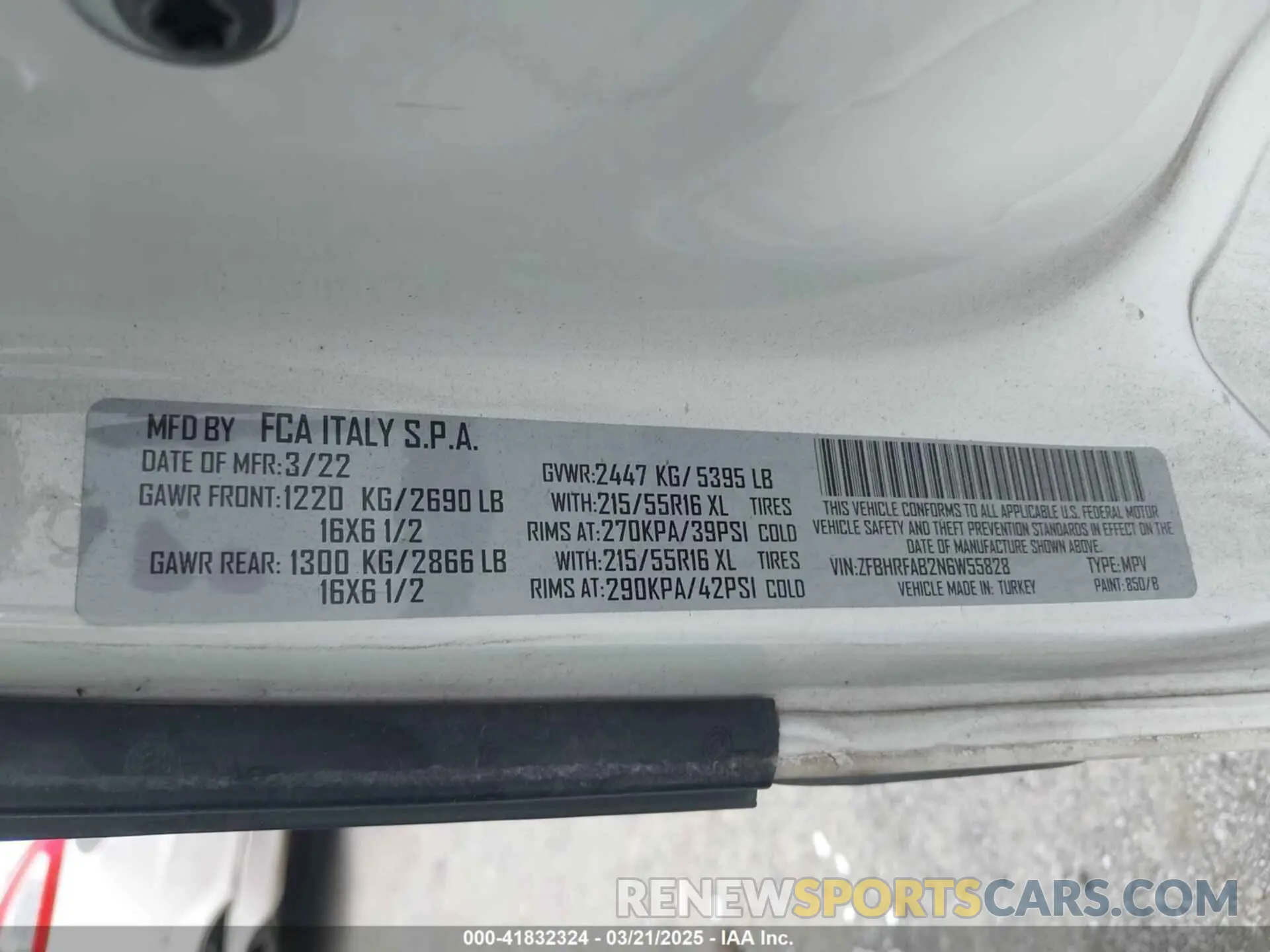 9 Photograph of a damaged car ZFBHRFAB2N6W55828 RAM PROMASTER CITY 2022
