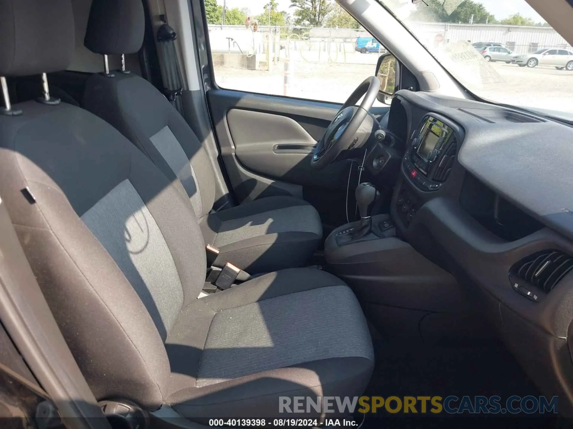 5 Photograph of a damaged car ZFBHRFAB2N6Y42860 RAM PROMASTER CITY 2022