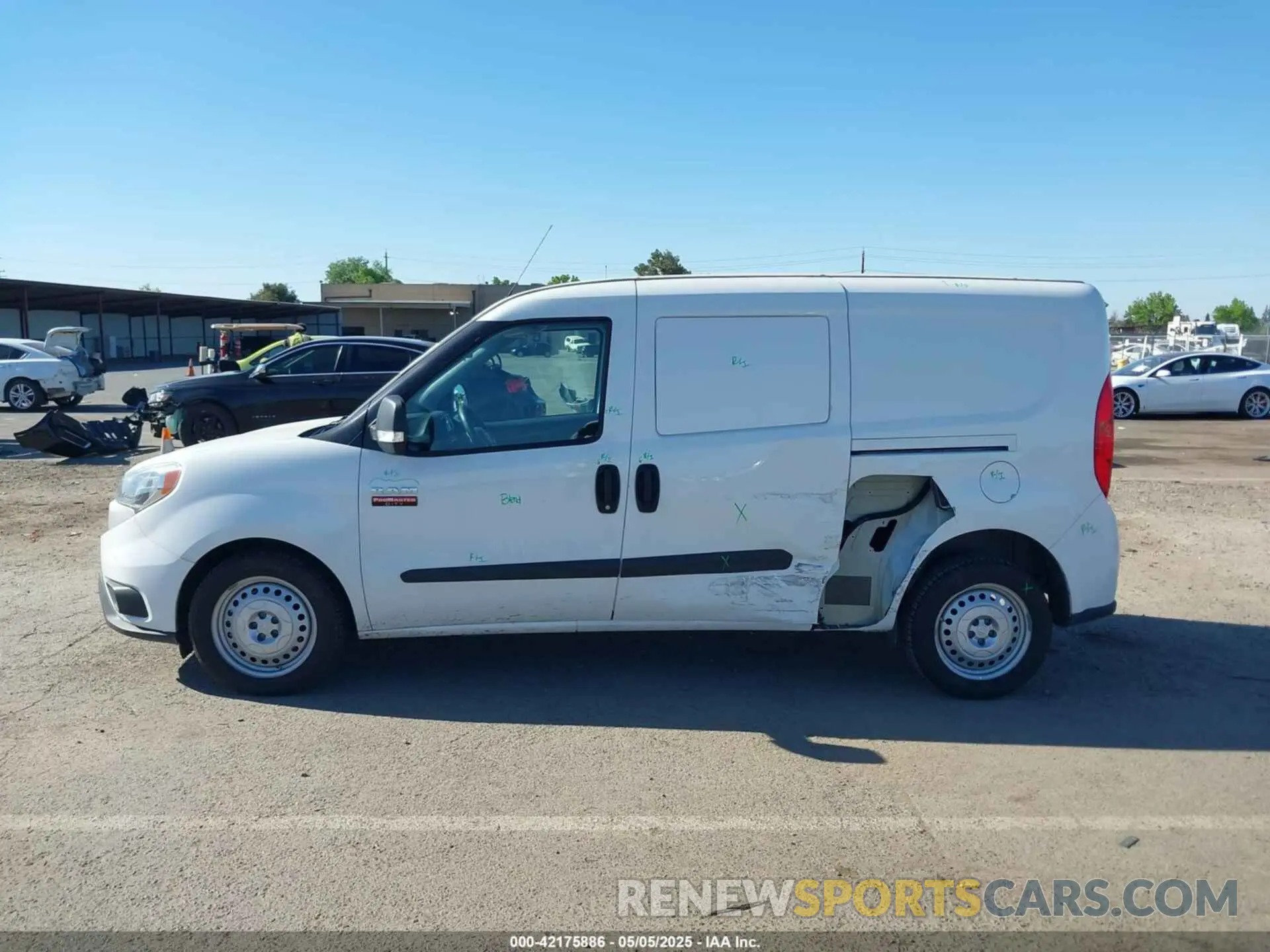 14 Photograph of a damaged car ZFBHRFAB3N6W35491 RAM PROMASTER CITY 2022
