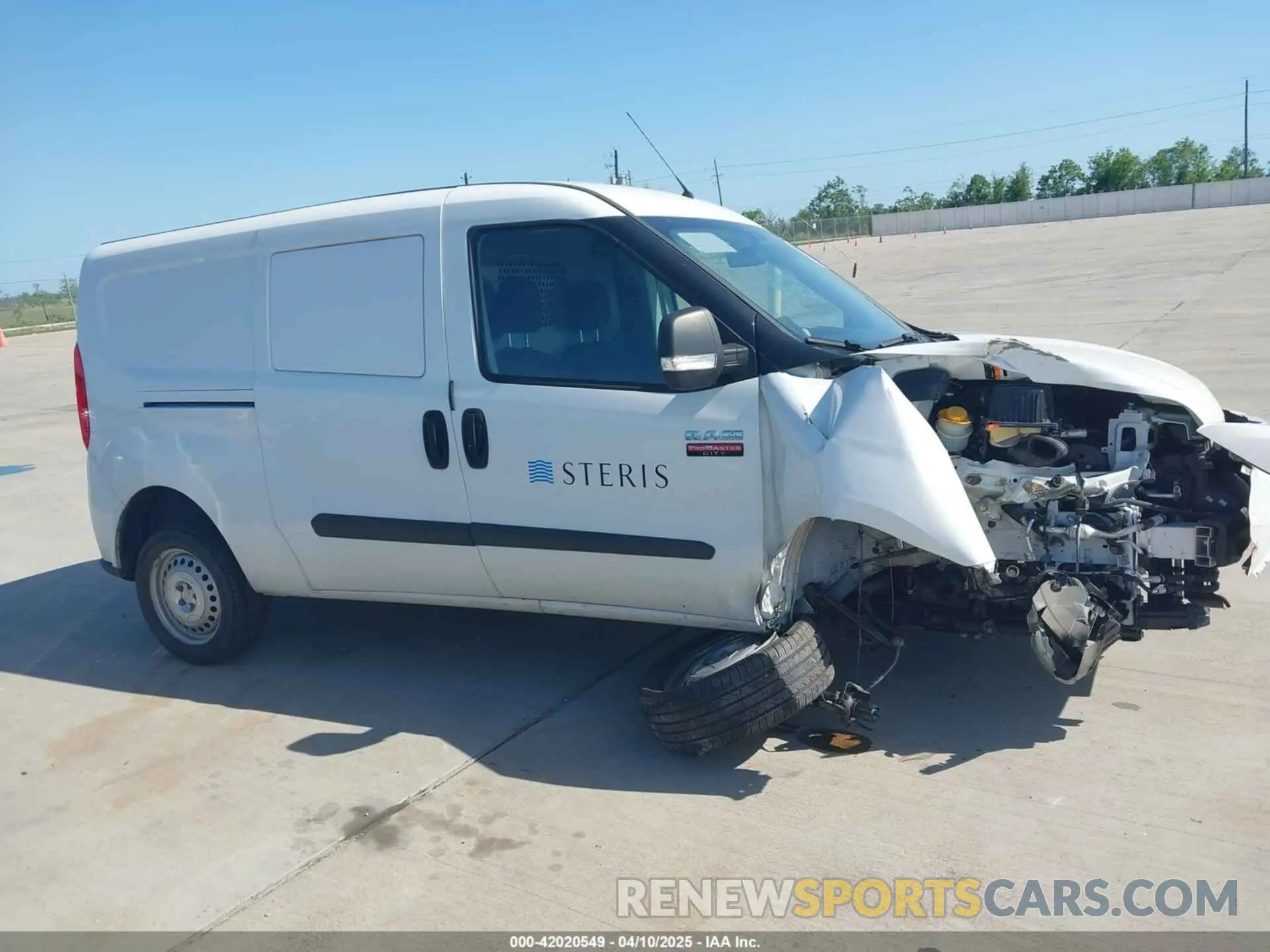 13 Photograph of a damaged car ZFBHRFAB4N6X28889 RAM PROMASTER CITY 2022