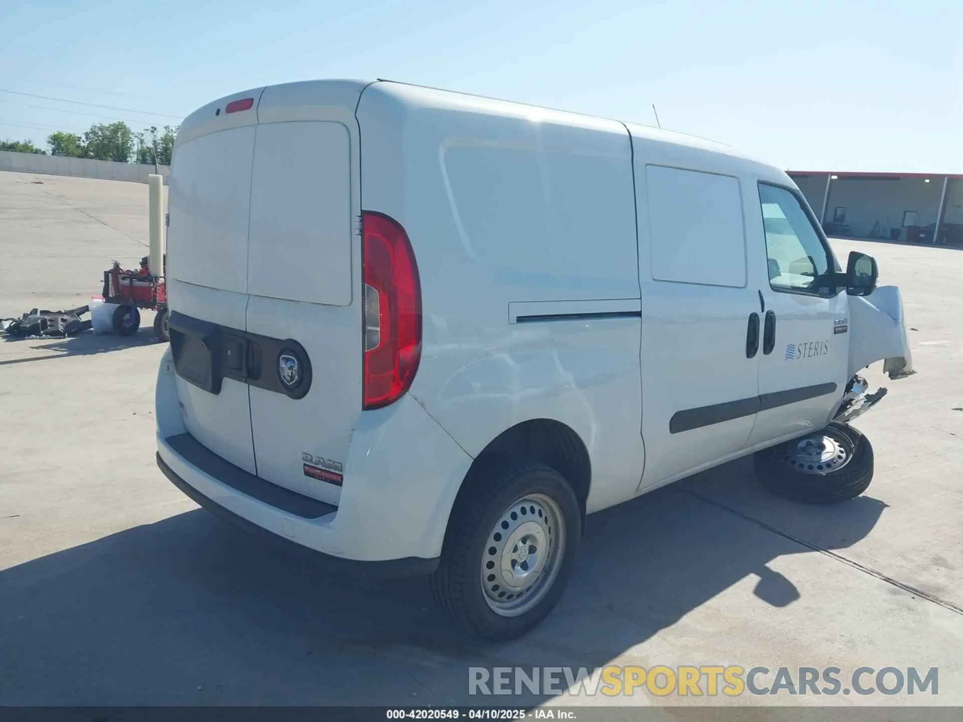 4 Photograph of a damaged car ZFBHRFAB4N6X28889 RAM PROMASTER CITY 2022