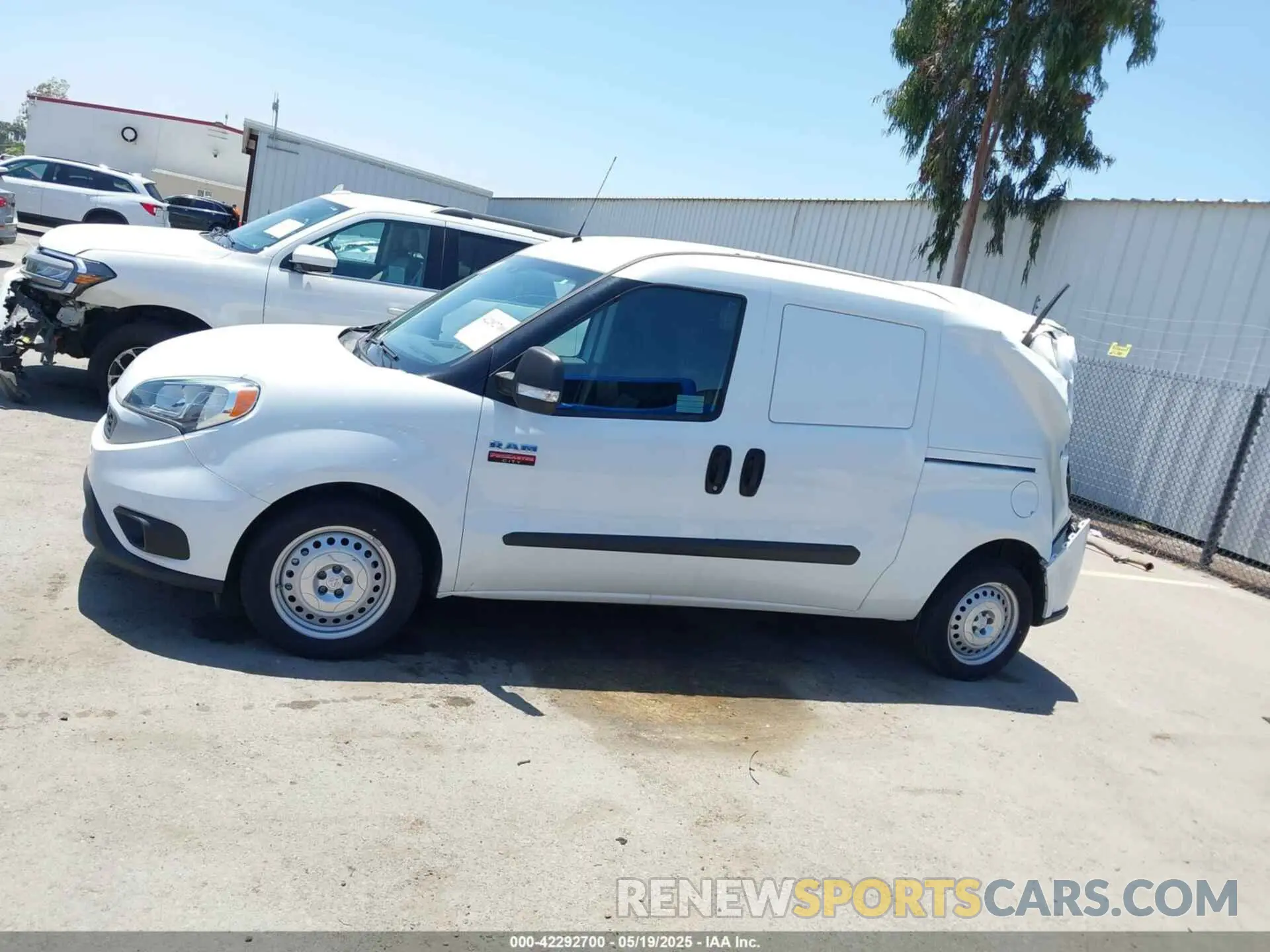 14 Photograph of a damaged car ZFBHRFAB4N6X41299 RAM PROMASTER CITY 2022