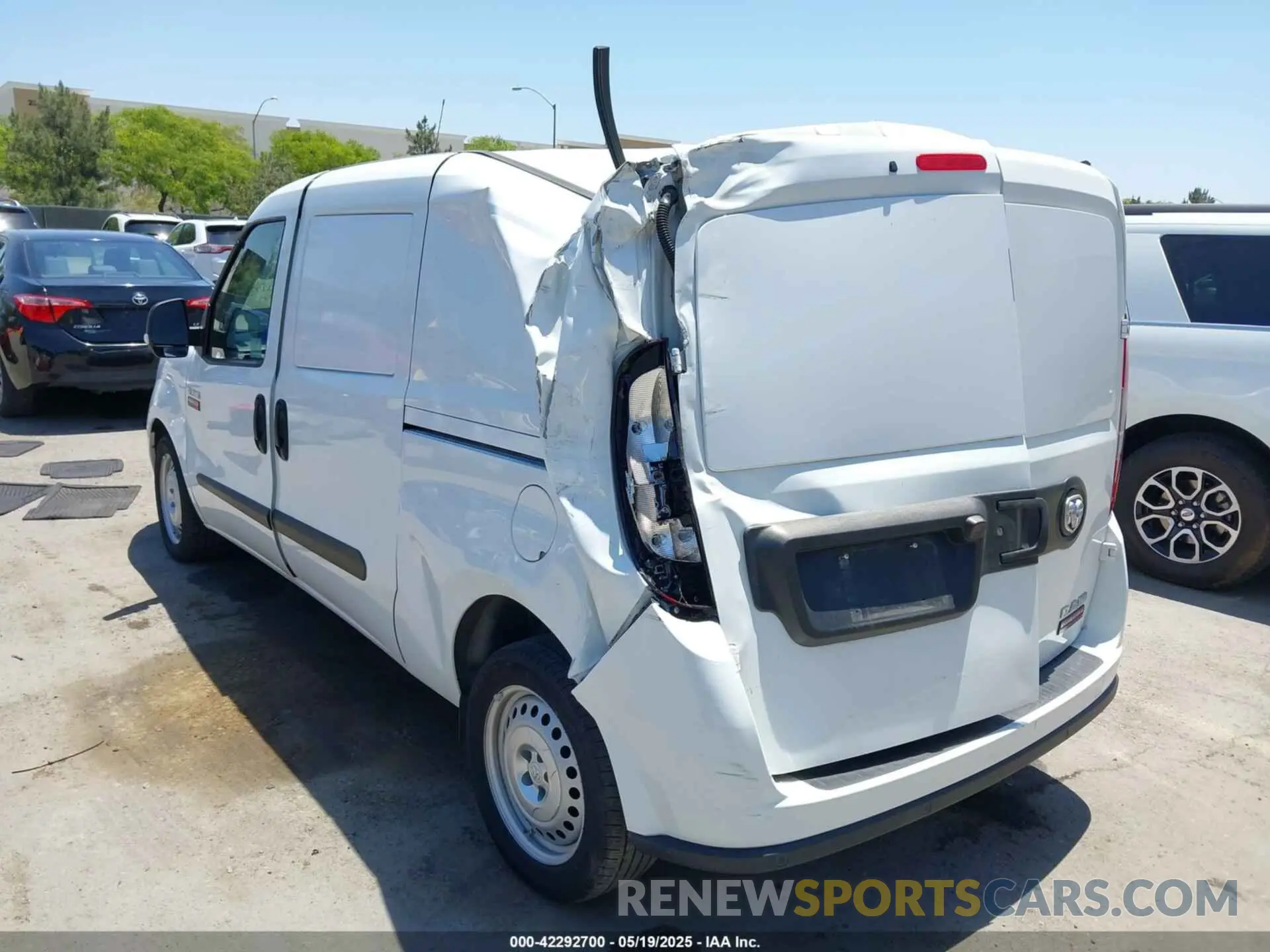 6 Photograph of a damaged car ZFBHRFAB4N6X41299 RAM PROMASTER CITY 2022