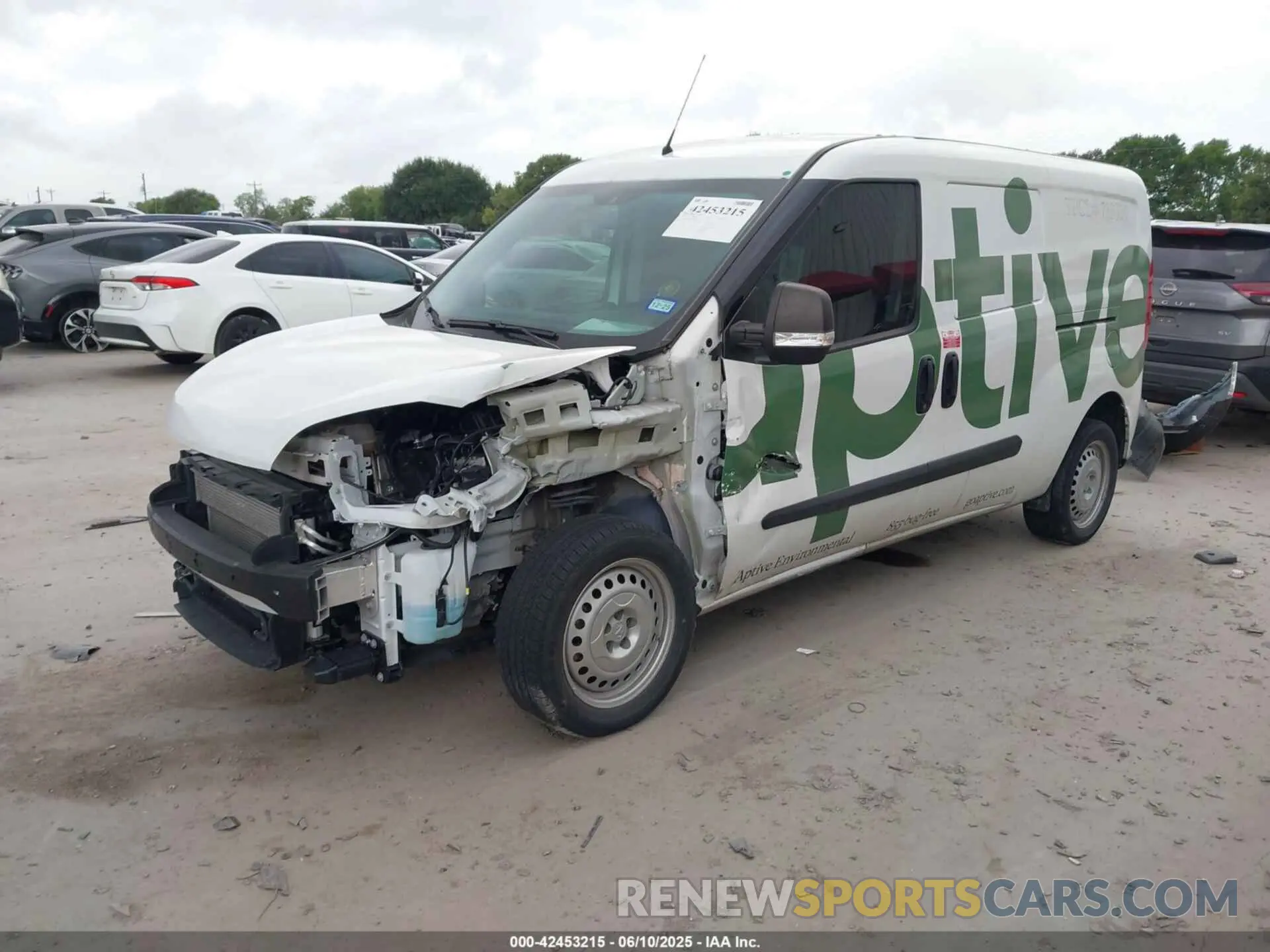 2 Photograph of a damaged car ZFBHRFAB5N6Y50113 RAM PROMASTER CITY 2022