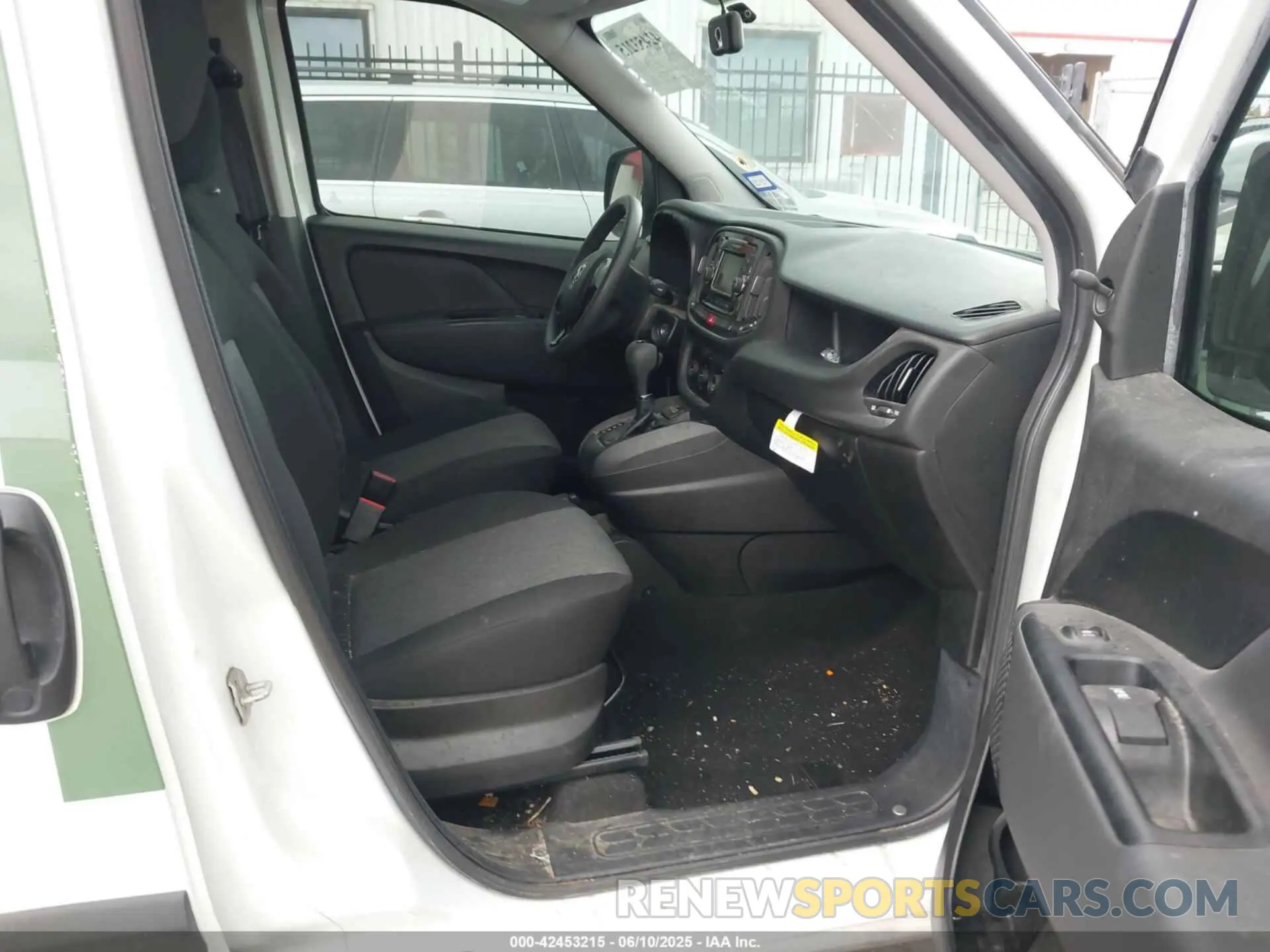 5 Photograph of a damaged car ZFBHRFAB5N6Y50113 RAM PROMASTER CITY 2022