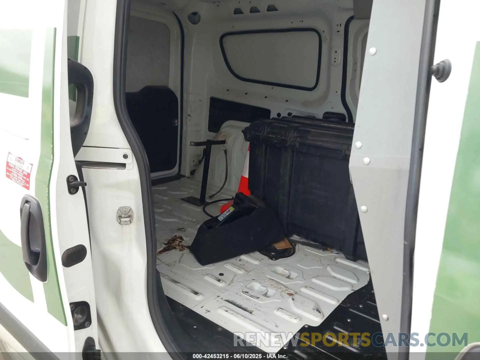 8 Photograph of a damaged car ZFBHRFAB5N6Y50113 RAM PROMASTER CITY 2022