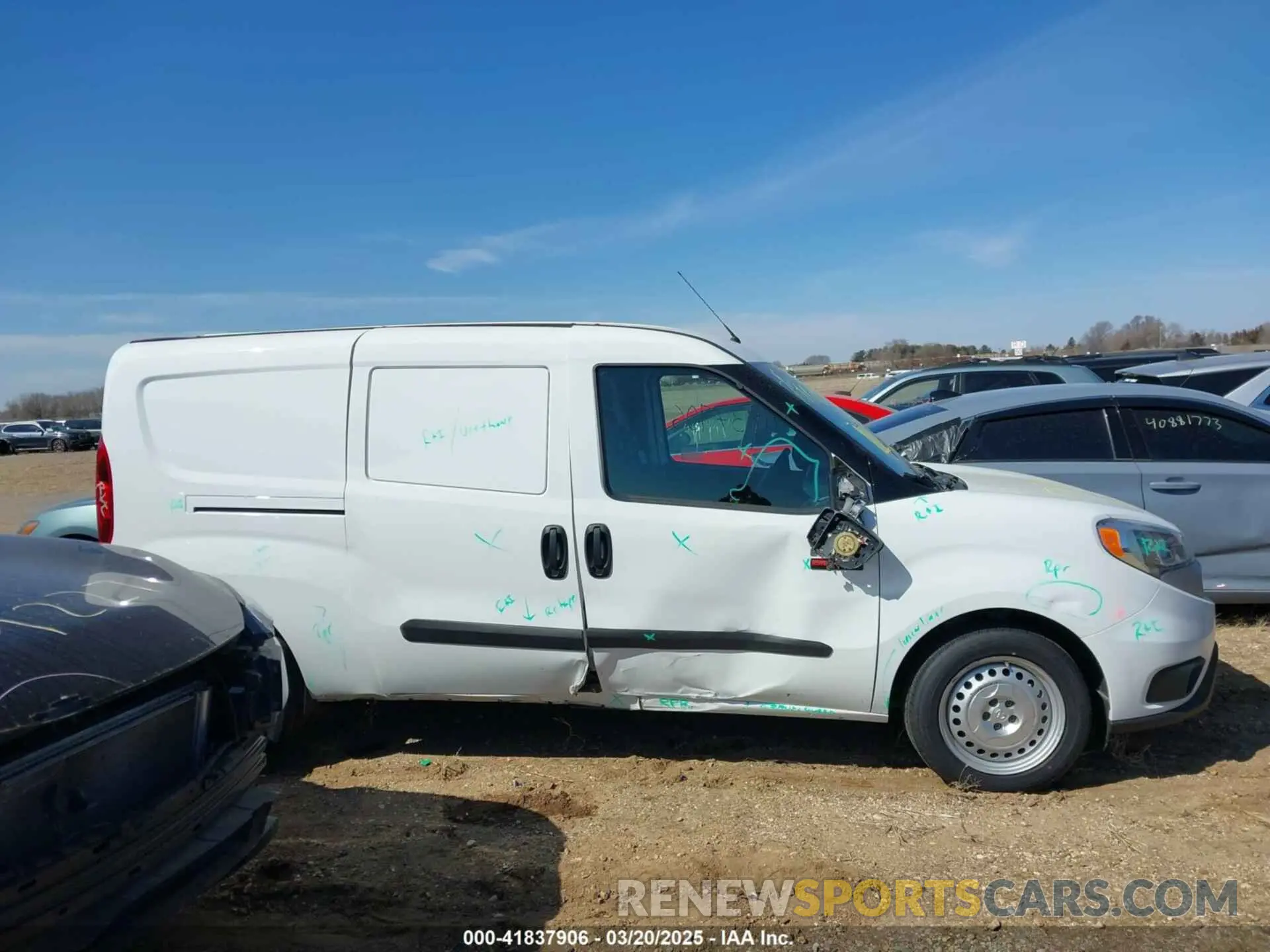 13 Photograph of a damaged car ZFBHRFAB6N6W47859 RAM PROMASTER CITY 2022