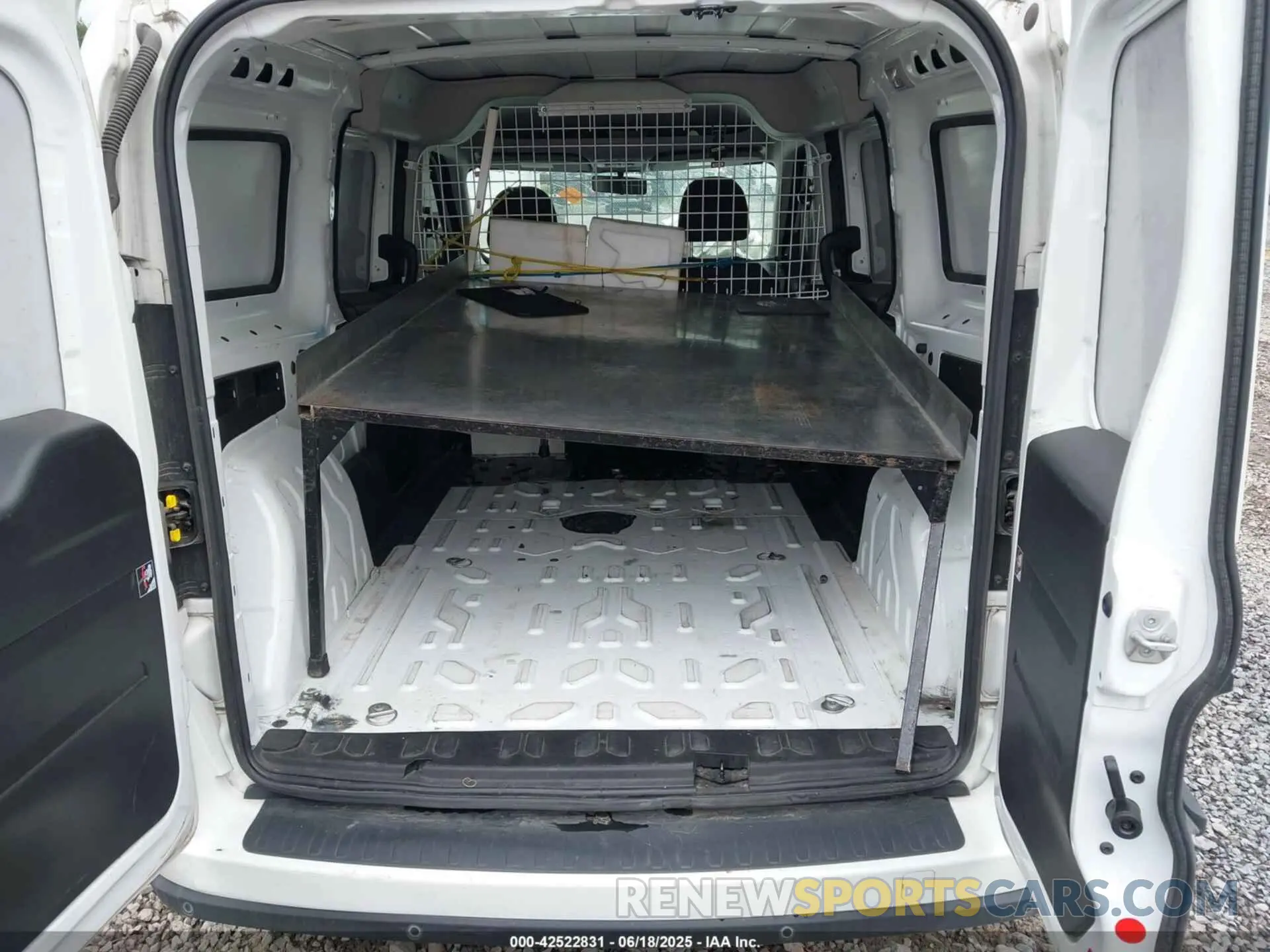 8 Photograph of a damaged car ZFBHRFAB6N6W82711 RAM PROMASTER CITY 2022