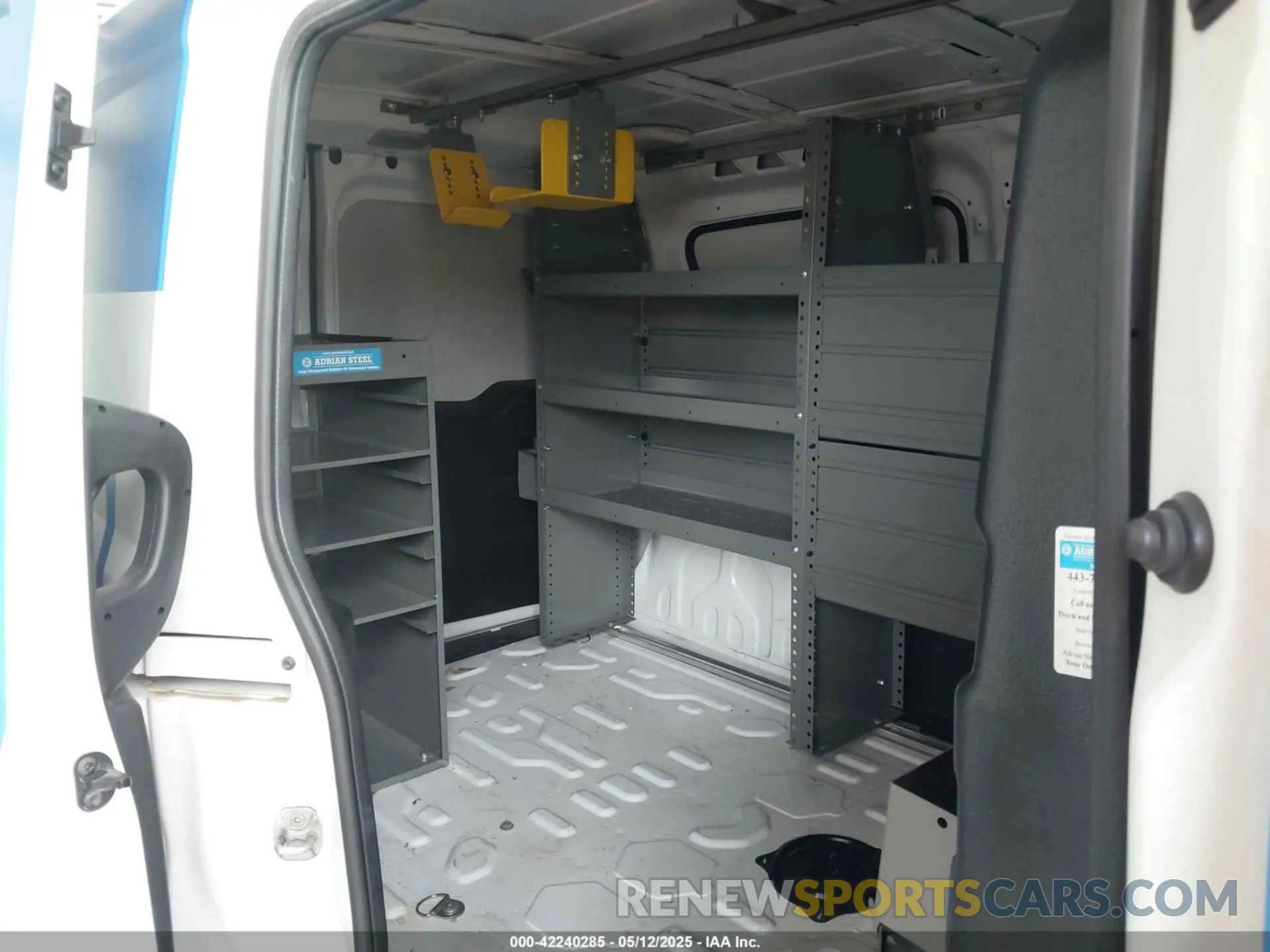 8 Photograph of a damaged car ZFBHRFAB6N6Y41453 RAM PROMASTER CITY 2022
