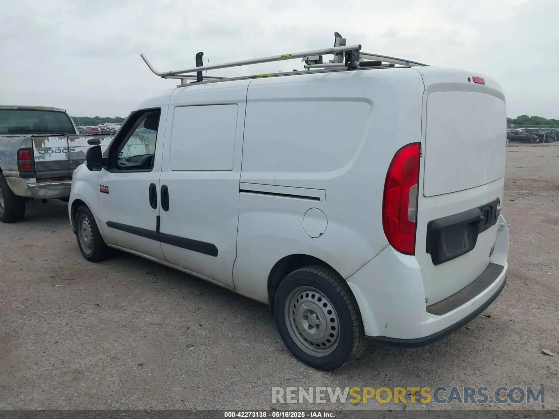 3 Photograph of a damaged car ZFBHRFABXN6W53275 RAM PROMASTER CITY 2022
