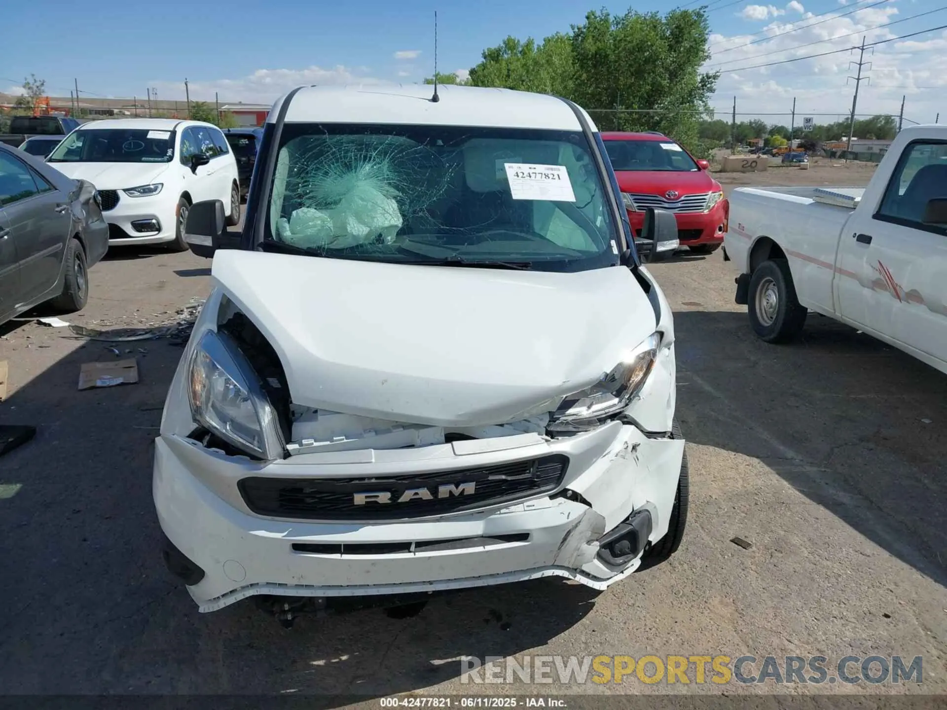 13 Photograph of a damaged car ZFBHRFABXN6Y49104 RAM PROMASTER CITY 2022