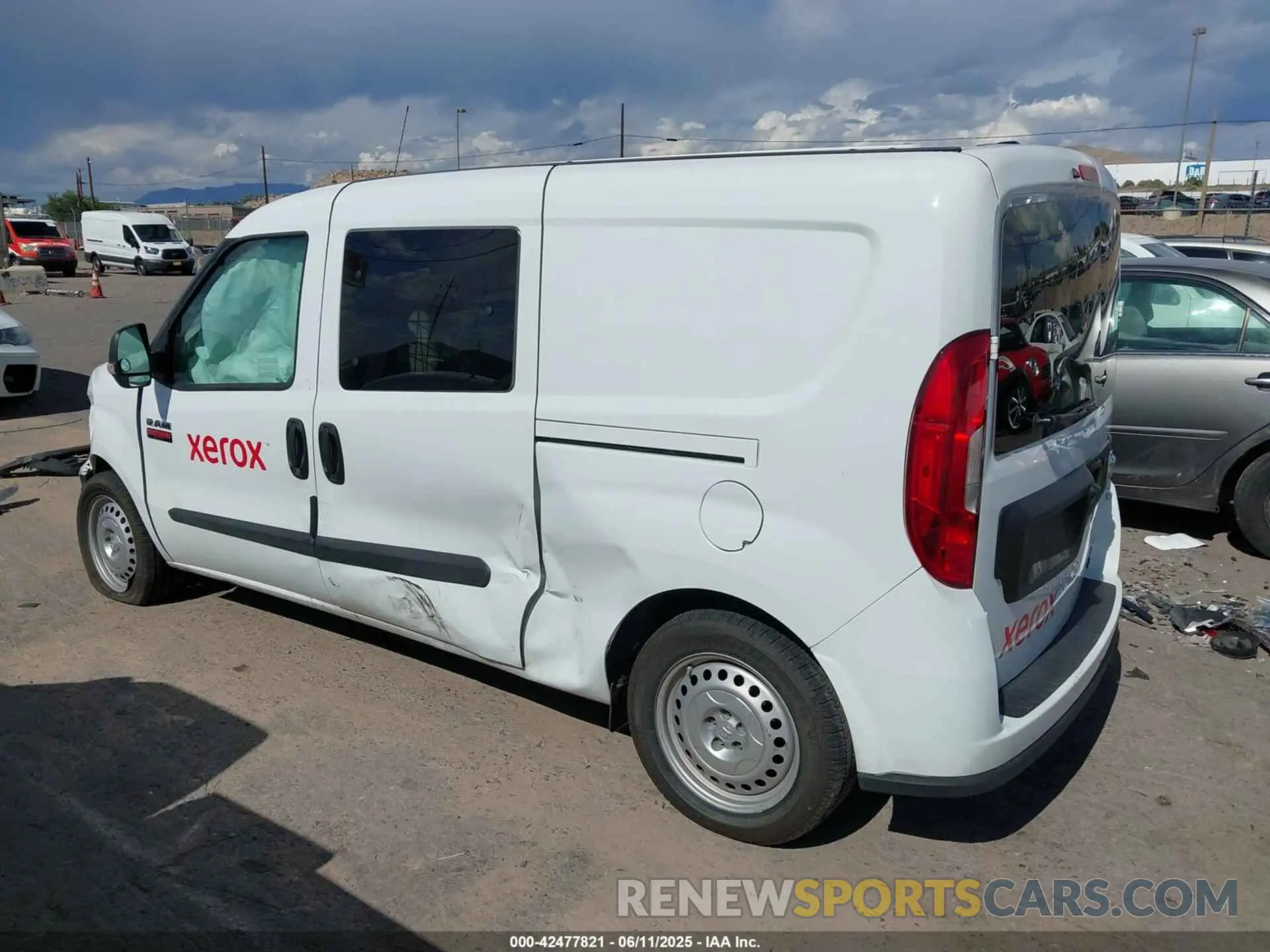 15 Photograph of a damaged car ZFBHRFABXN6Y49104 RAM PROMASTER CITY 2022