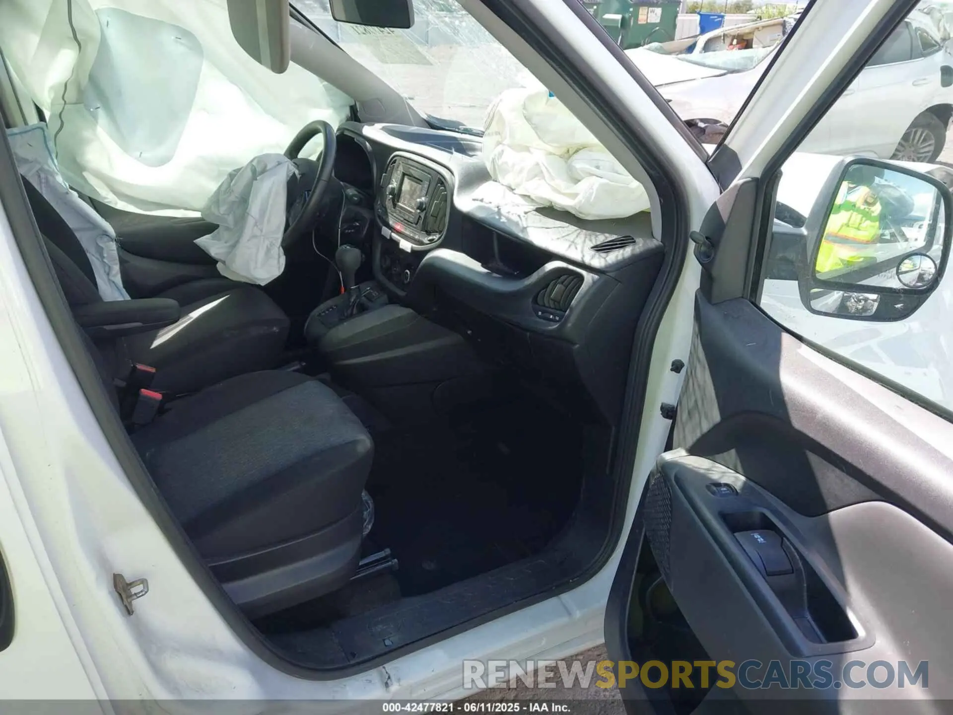 5 Photograph of a damaged car ZFBHRFABXN6Y49104 RAM PROMASTER CITY 2022