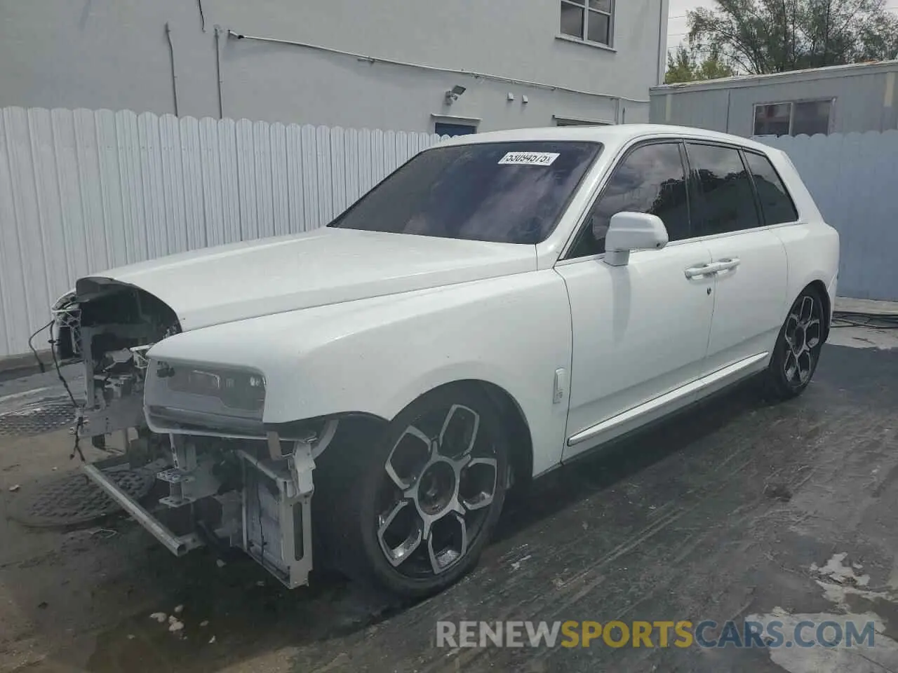1 Photograph of a damaged car SLATV4C00LU202245 ROLLS-ROYCE CULLINAN 2020