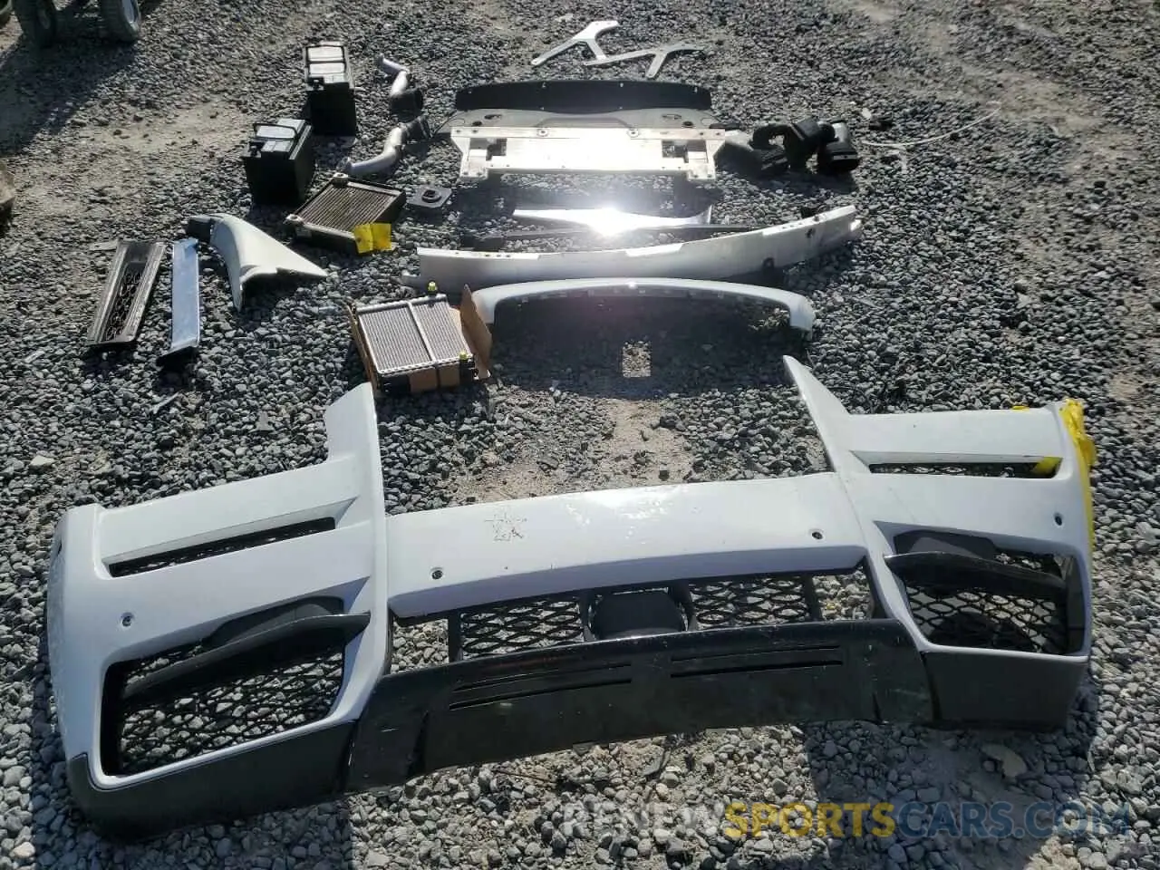 13 Photograph of a damaged car SLATV4C00LU202245 ROLLS-ROYCE CULLINAN 2020
