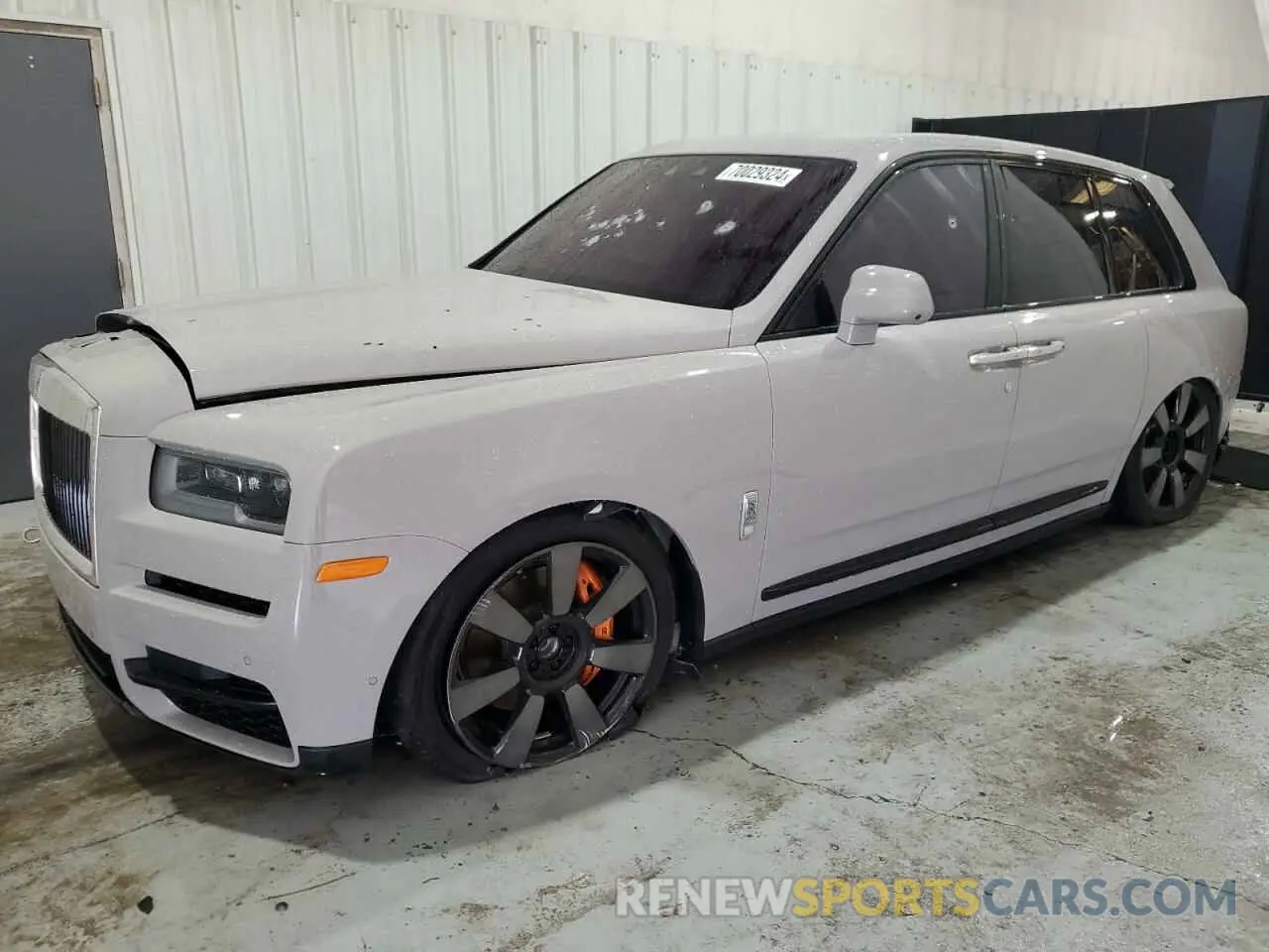 1 Photograph of a damaged car SLATV4C09PU215050 ROLLS-ROYCE CULLINAN 2023