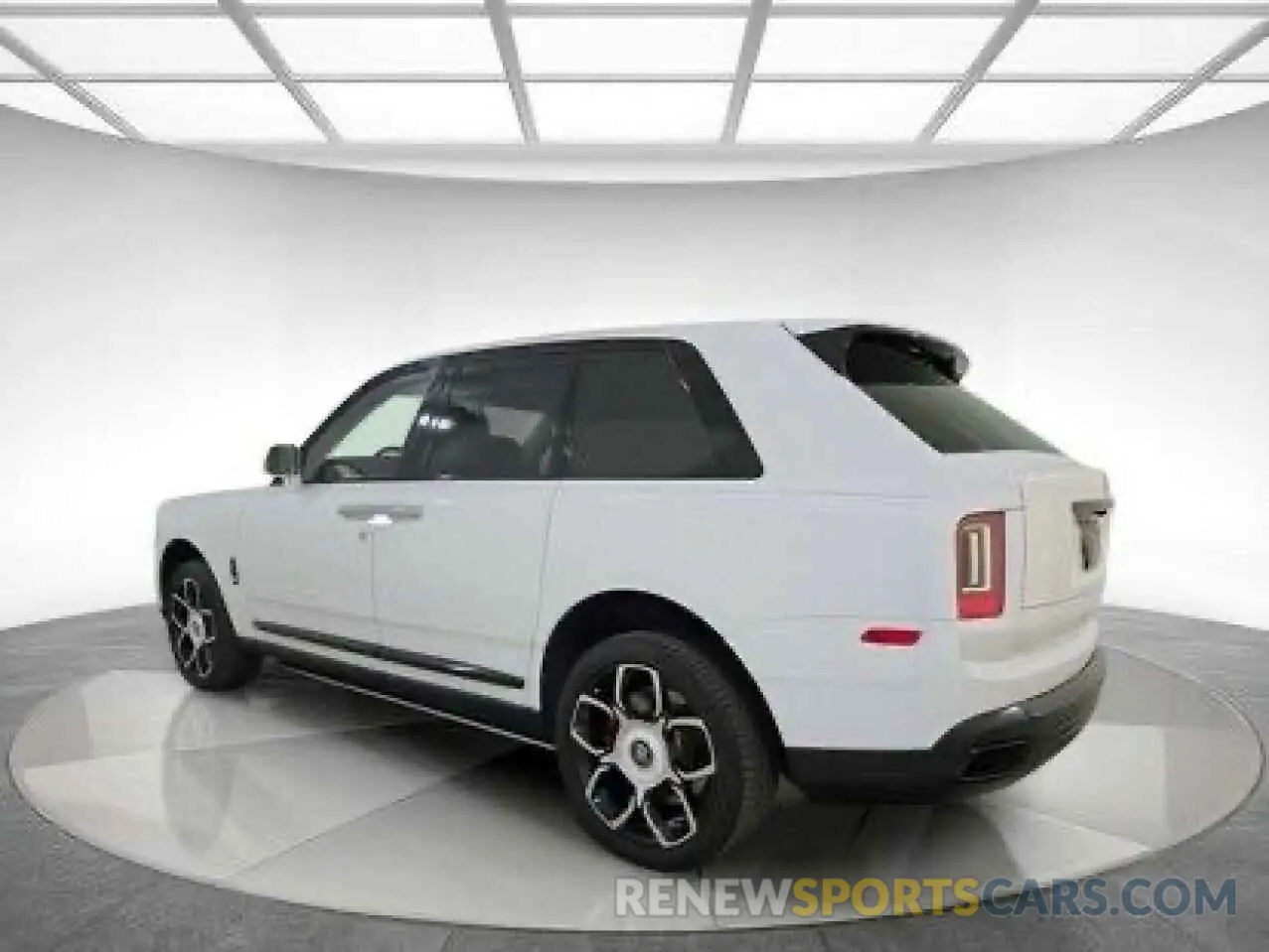 3 Photograph of a damaged car SLATV8C0XMU204XXX ROLLS-ROYCE CULLINAN B 2021