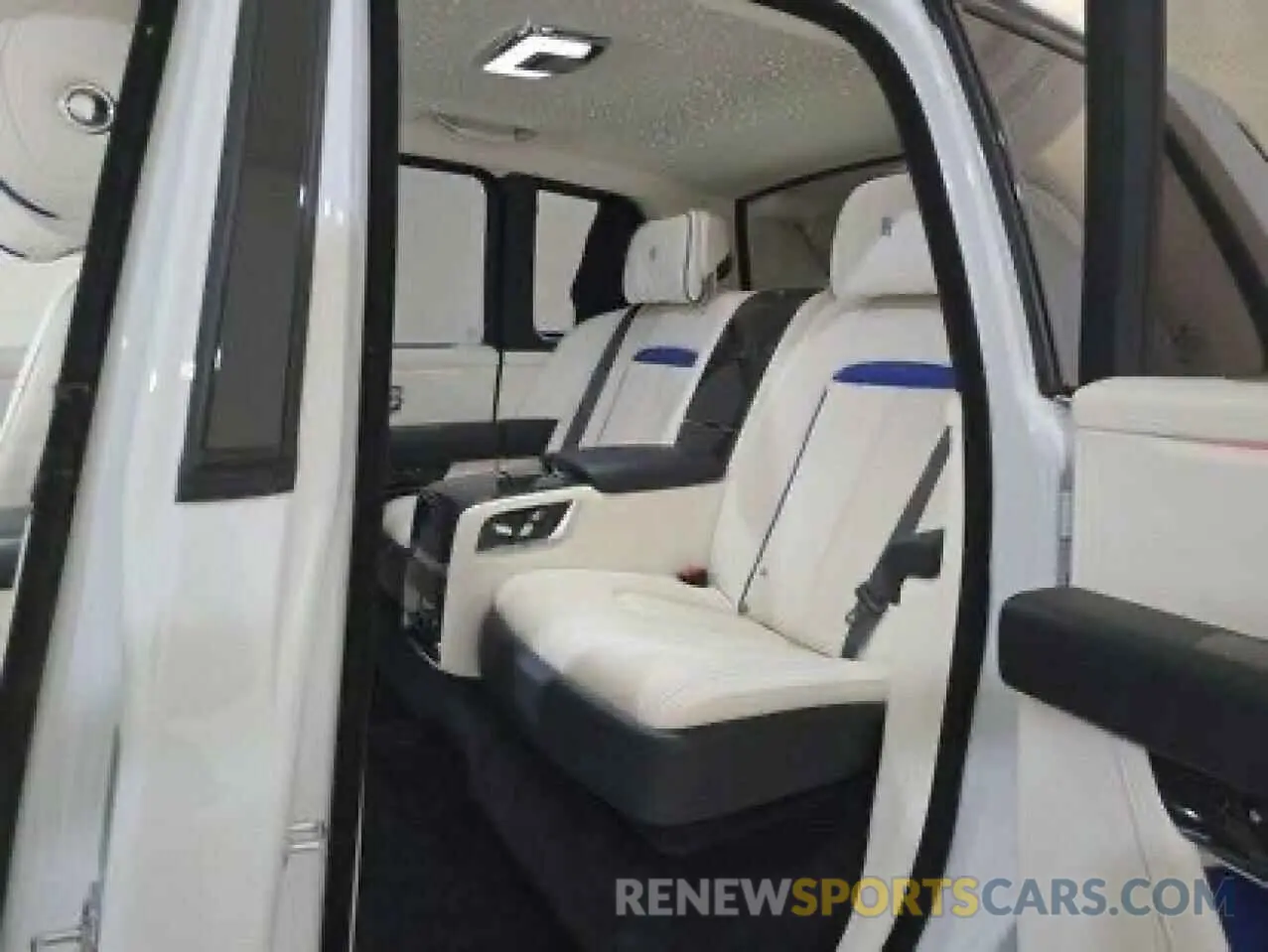 6 Photograph of a damaged car SLATV8C0XMU204XXX ROLLS-ROYCE CULLINAN B 2021